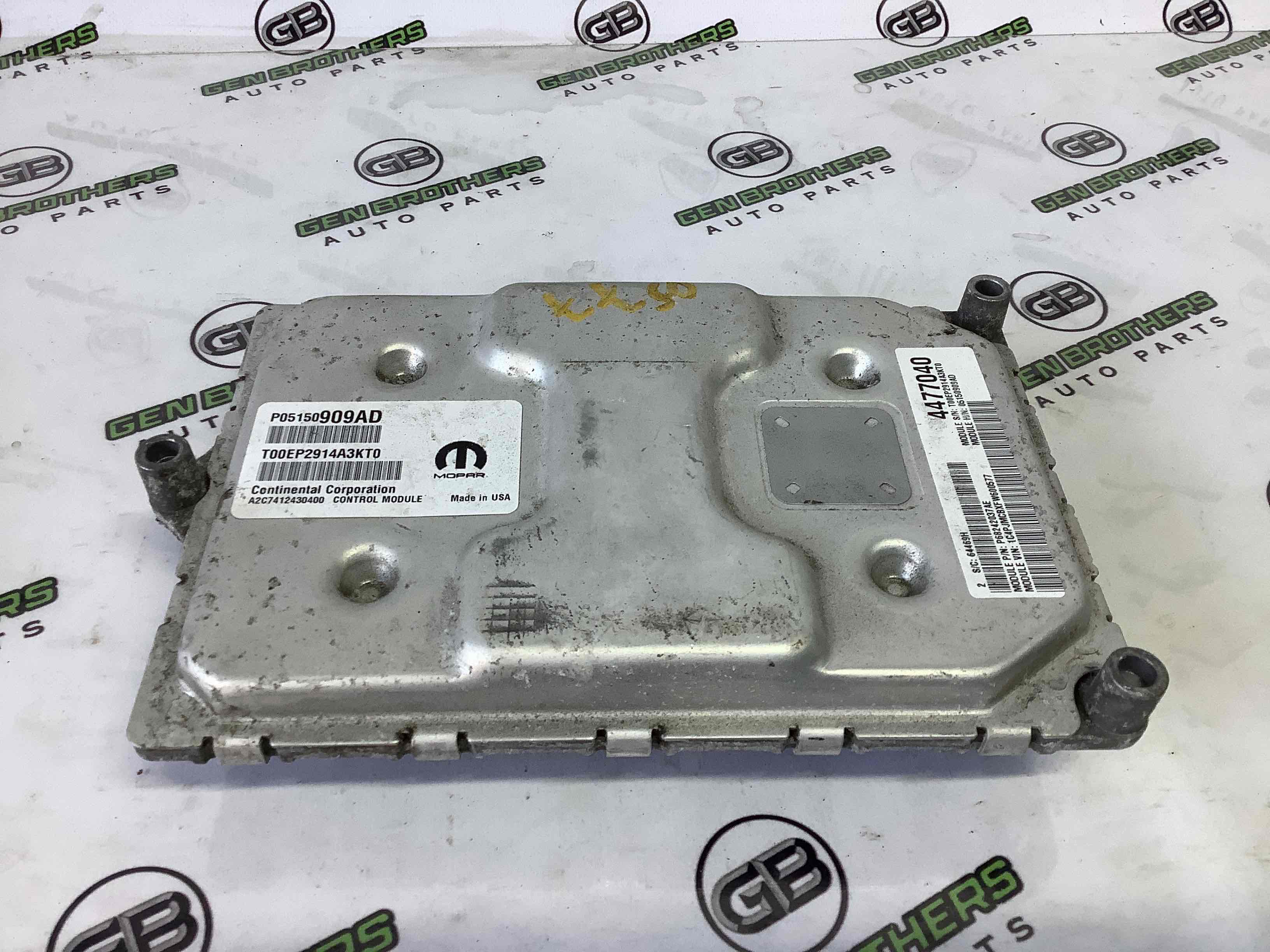 Блок ECU комп'ютер двигуна