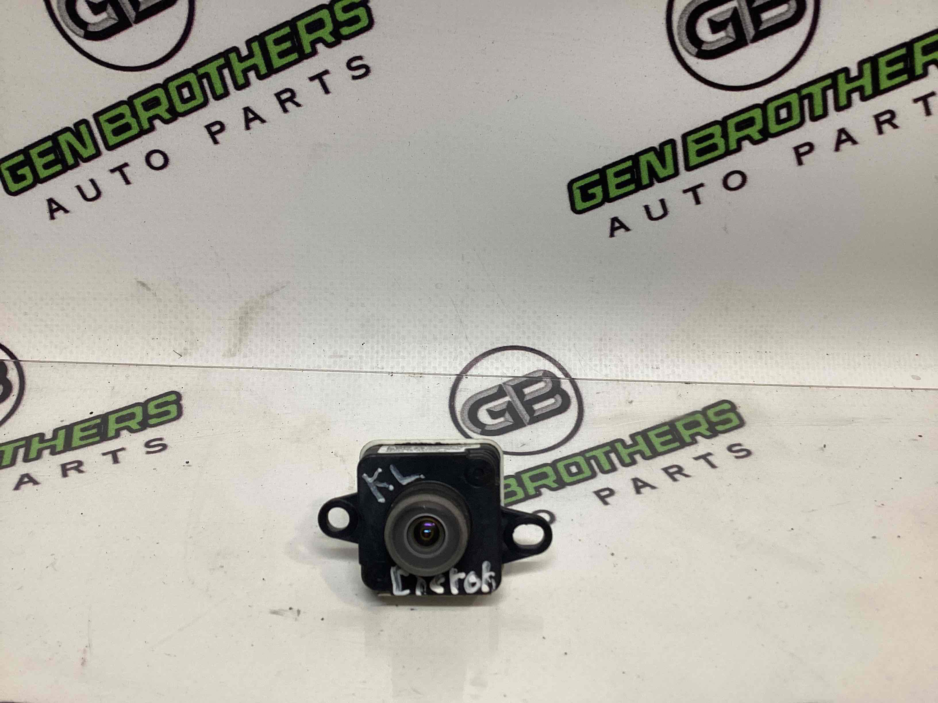 Камера, кріплення камери, корпус