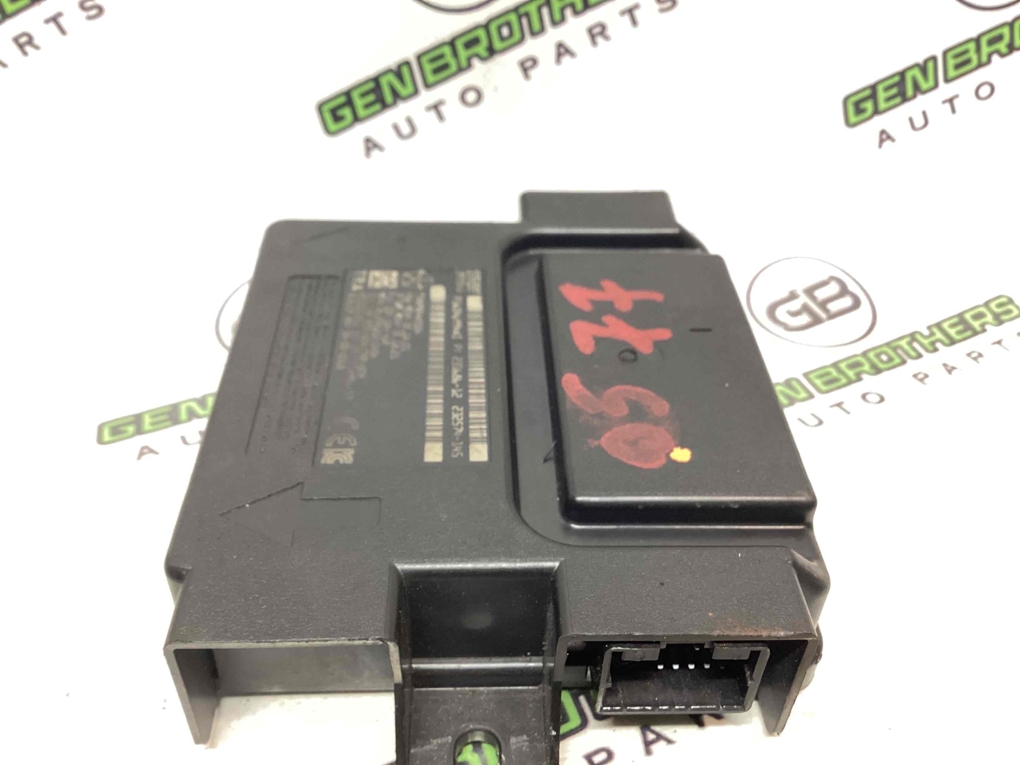 Блок керування безключовим доступом