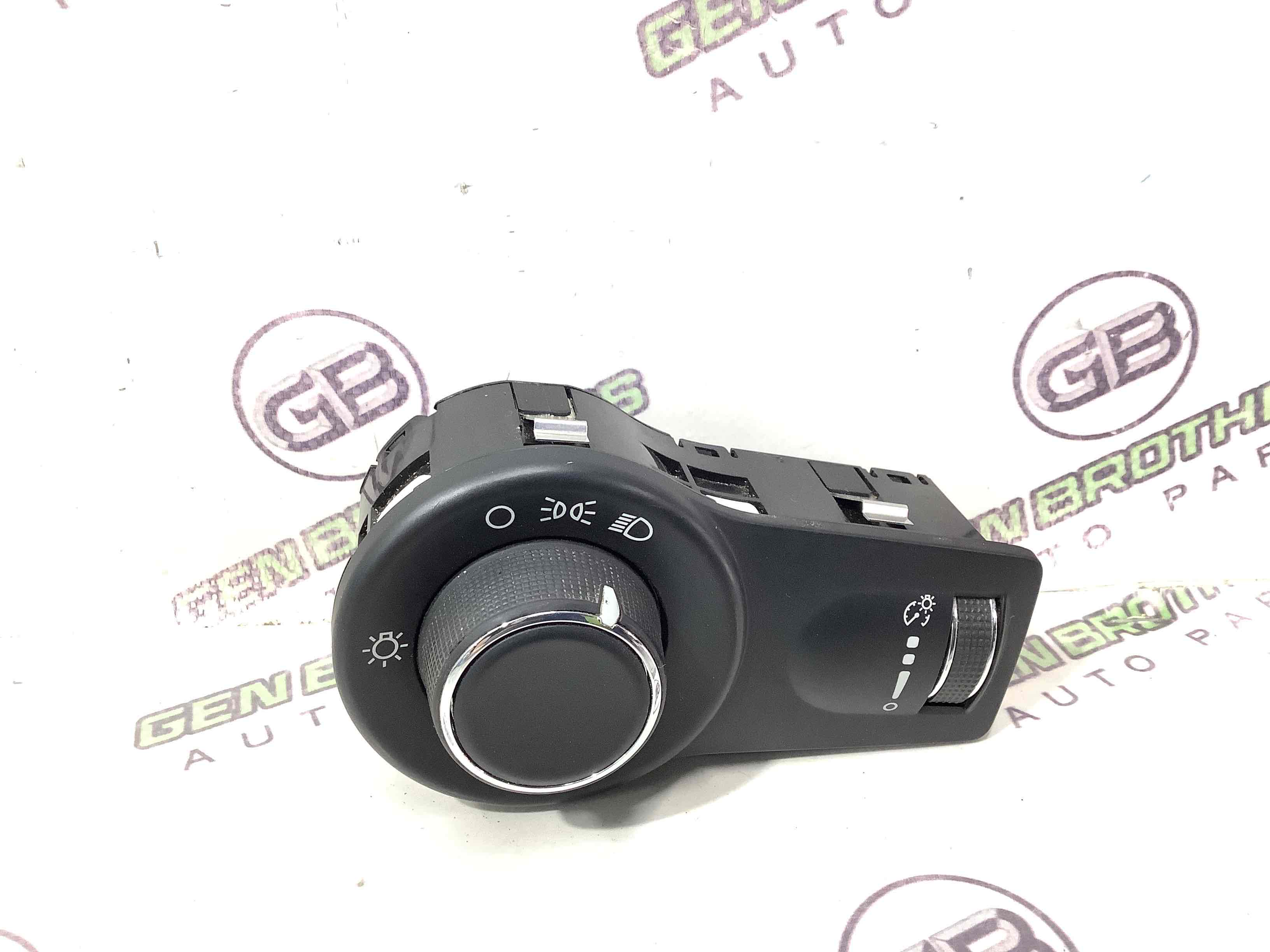 Блок керування світлом, блок кнопок світла