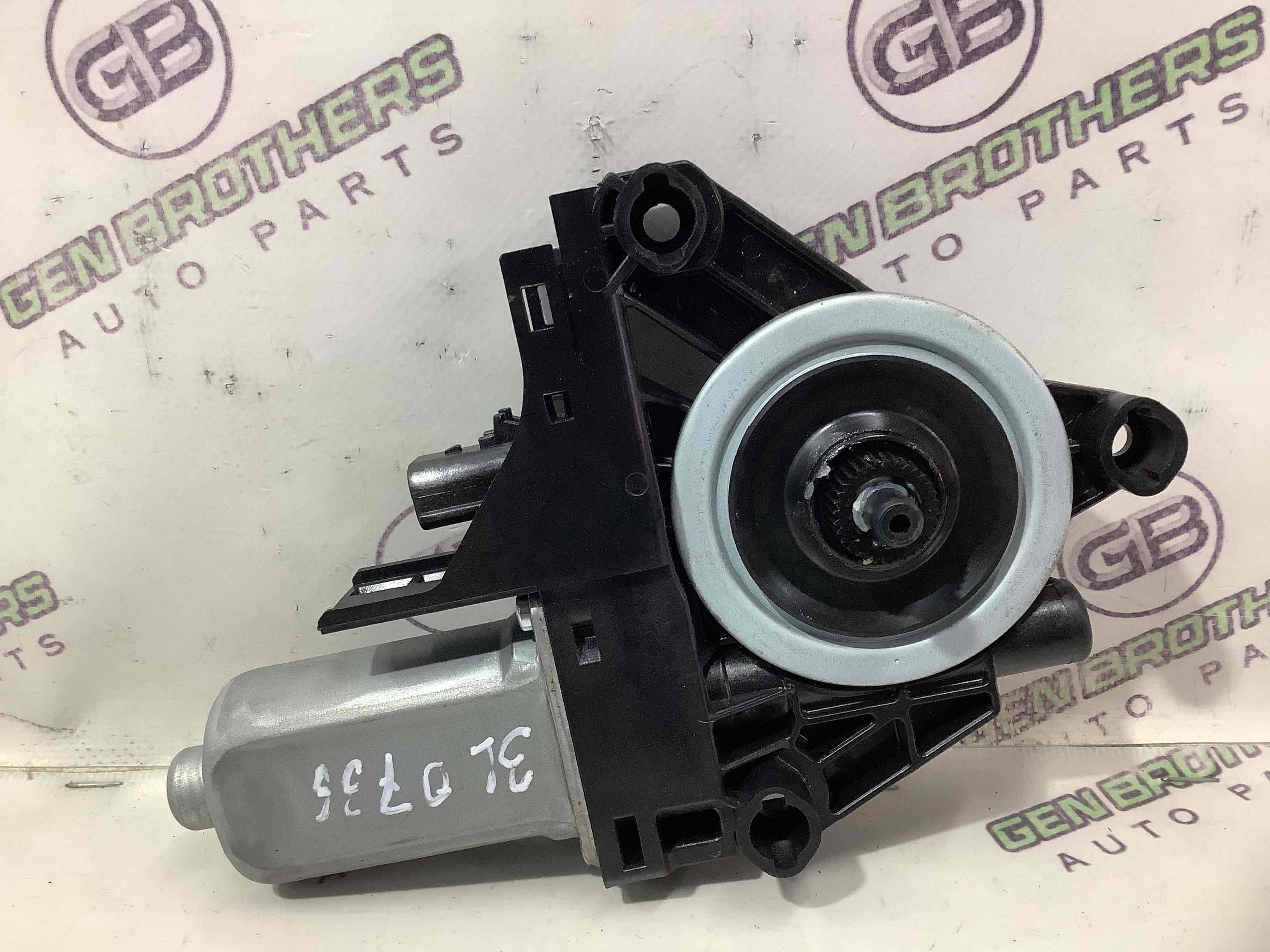 Моторчик склопідйомника