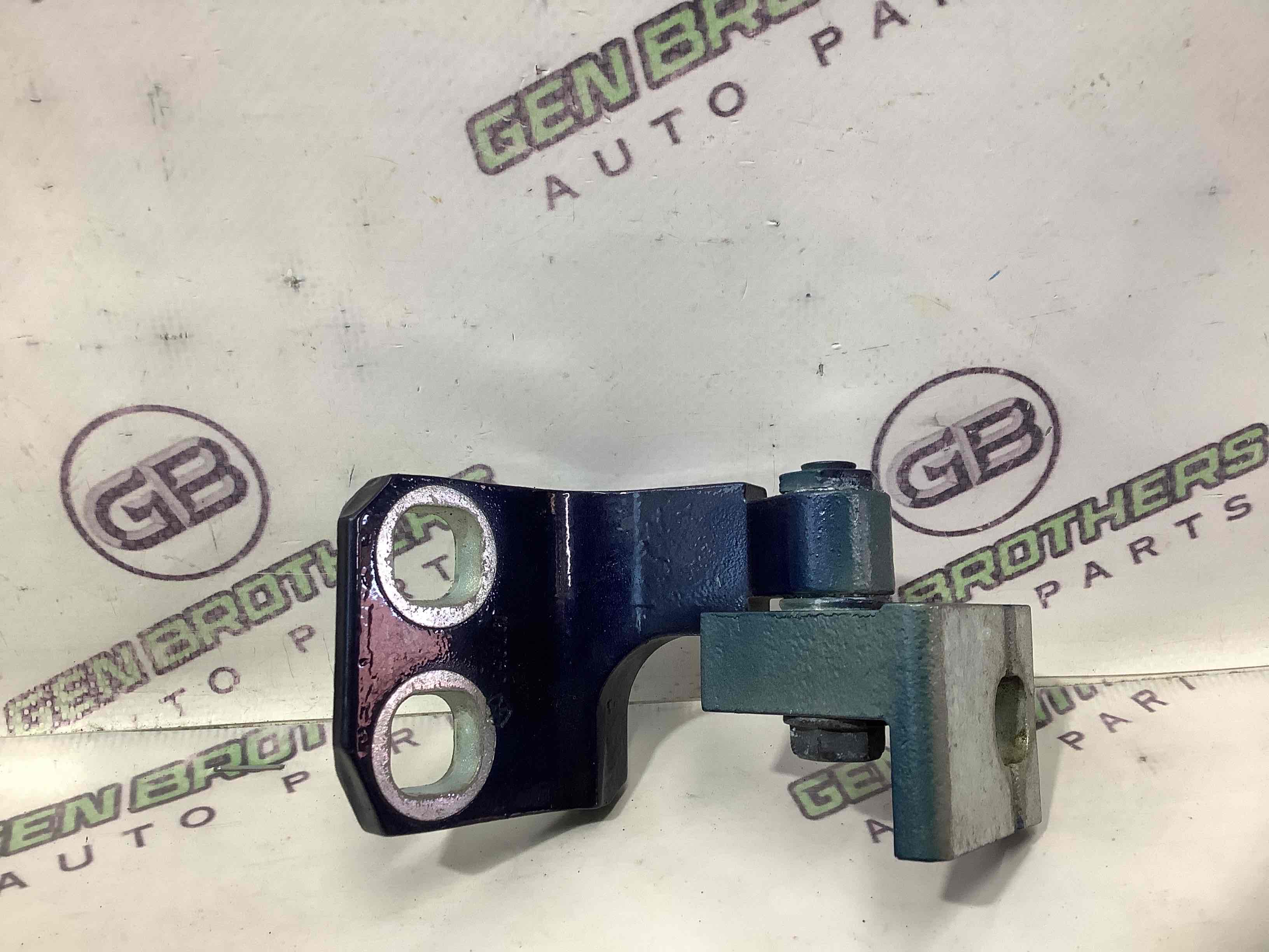 Петля двері, замок двері