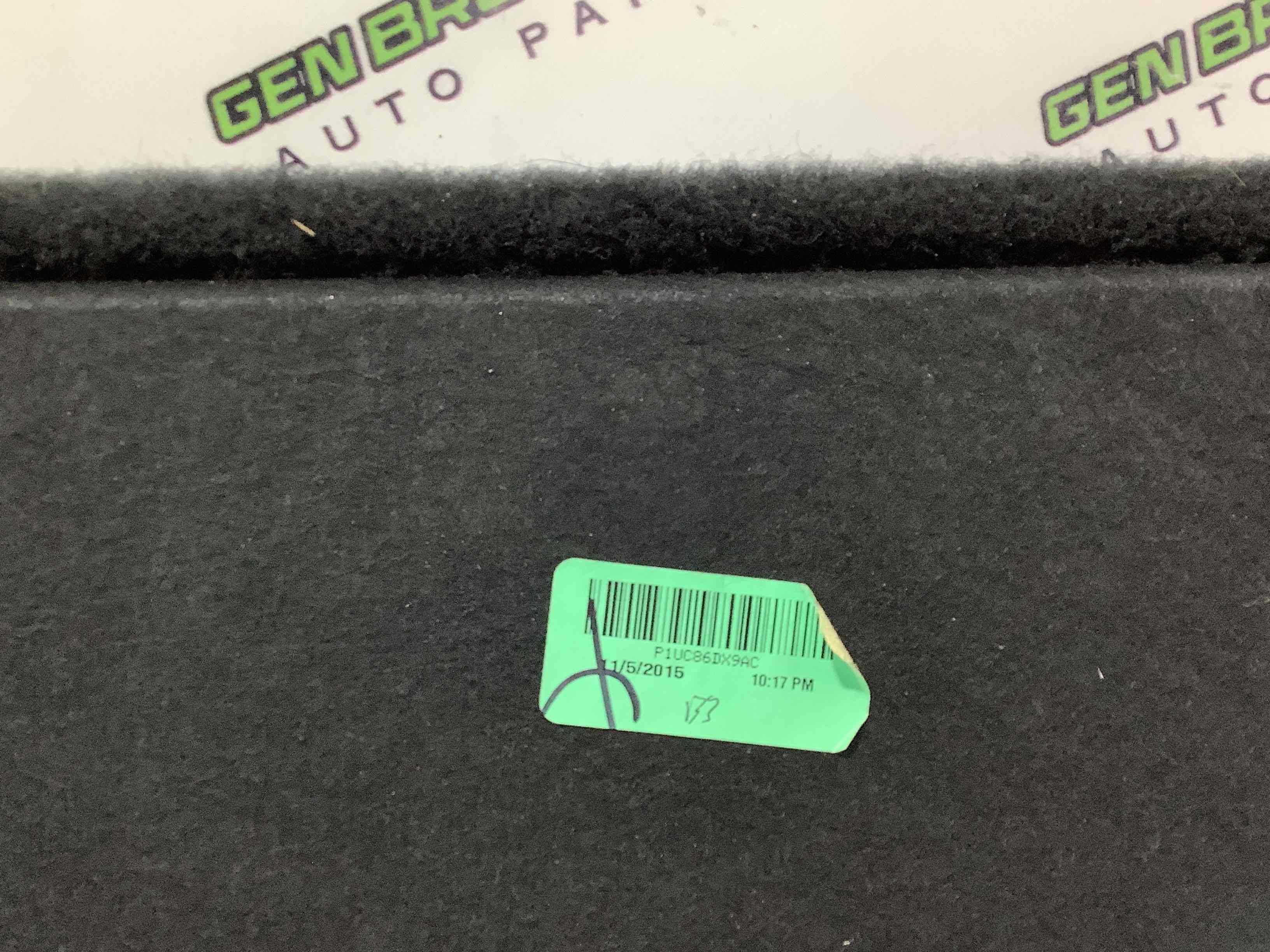 Підлогове покриття багажника, полиця багажника