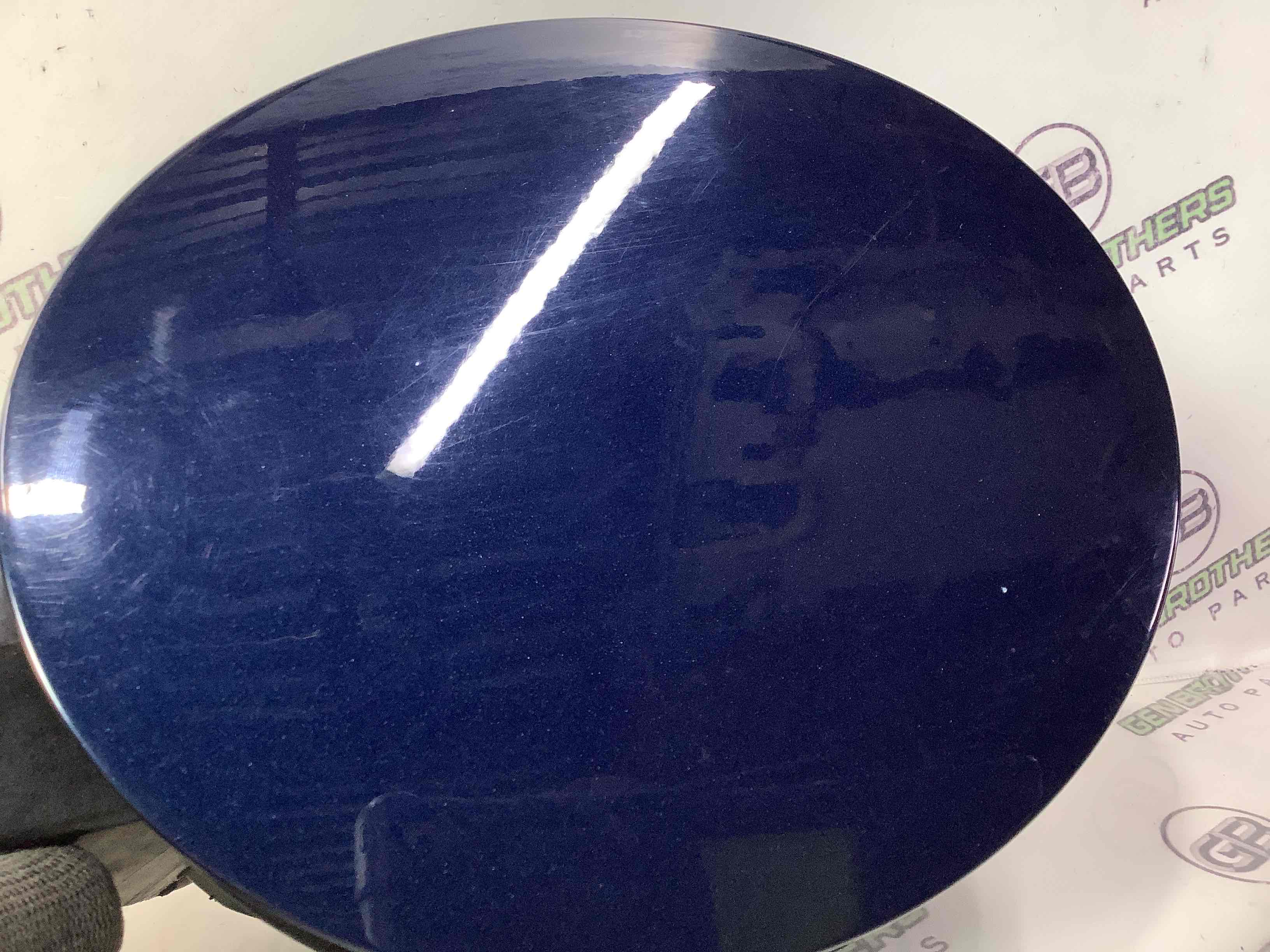 Лючок бензобака