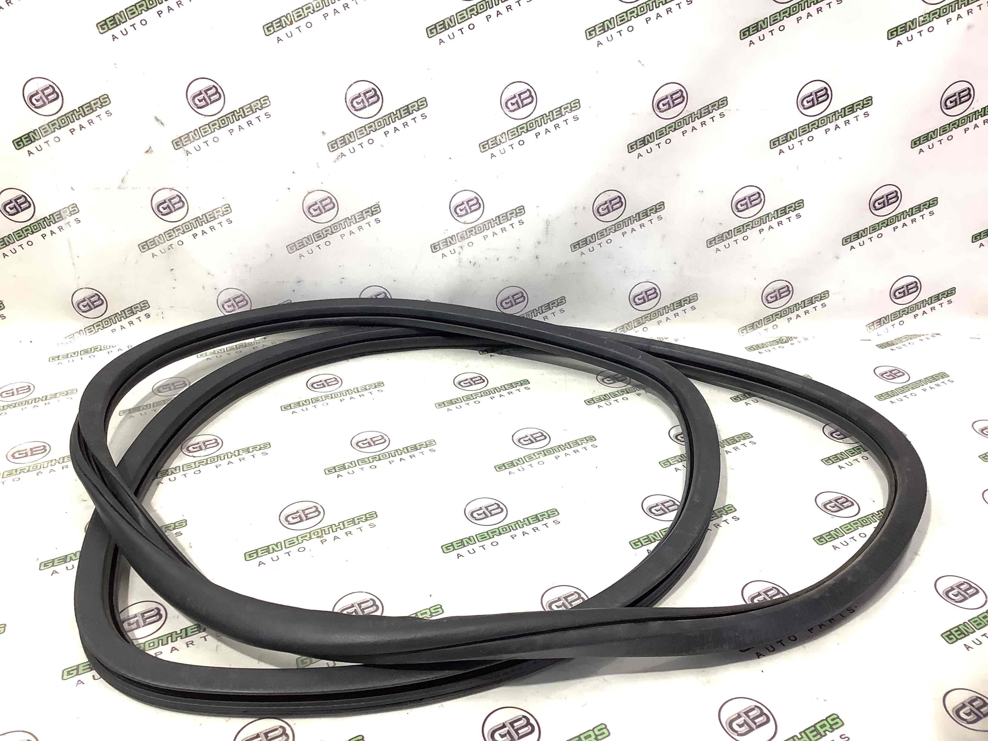 Ущільнювач скла, двері