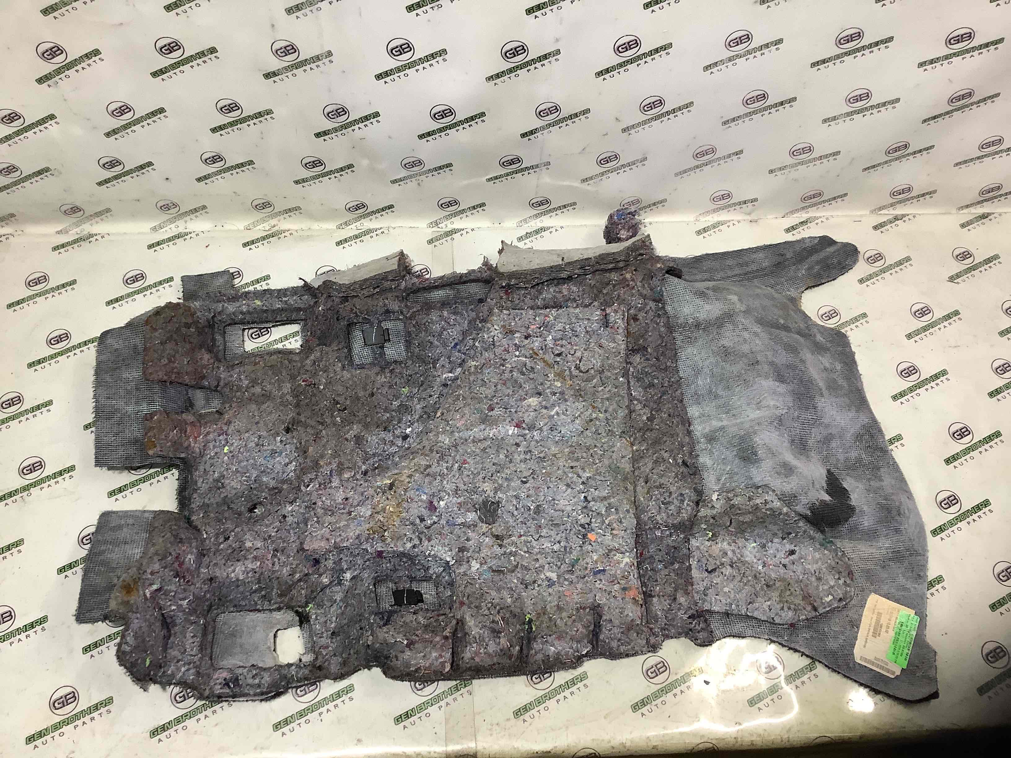 Килимки комплекти, підлога салону