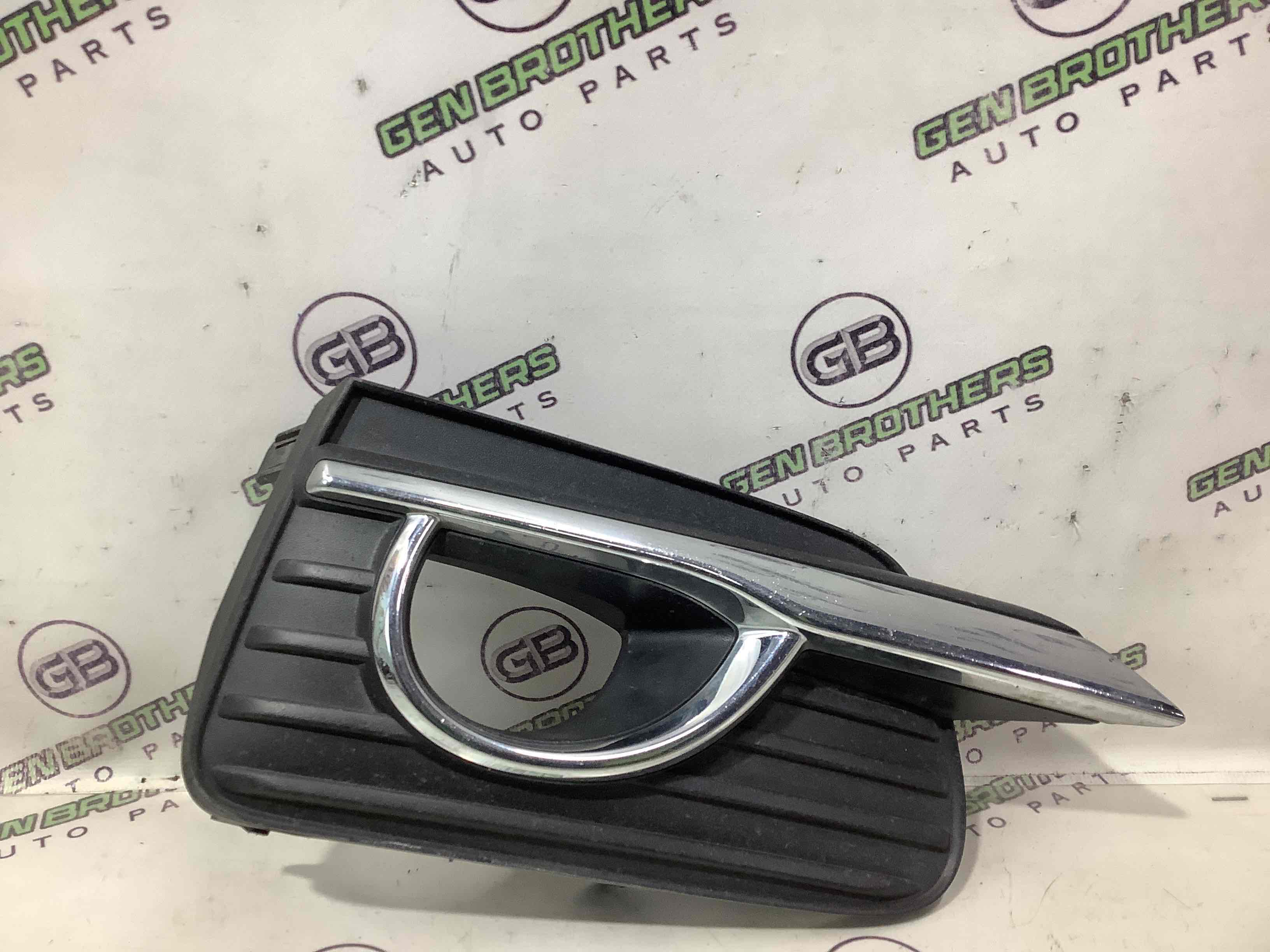 Рамка протитуманної фари, рамка поворотника