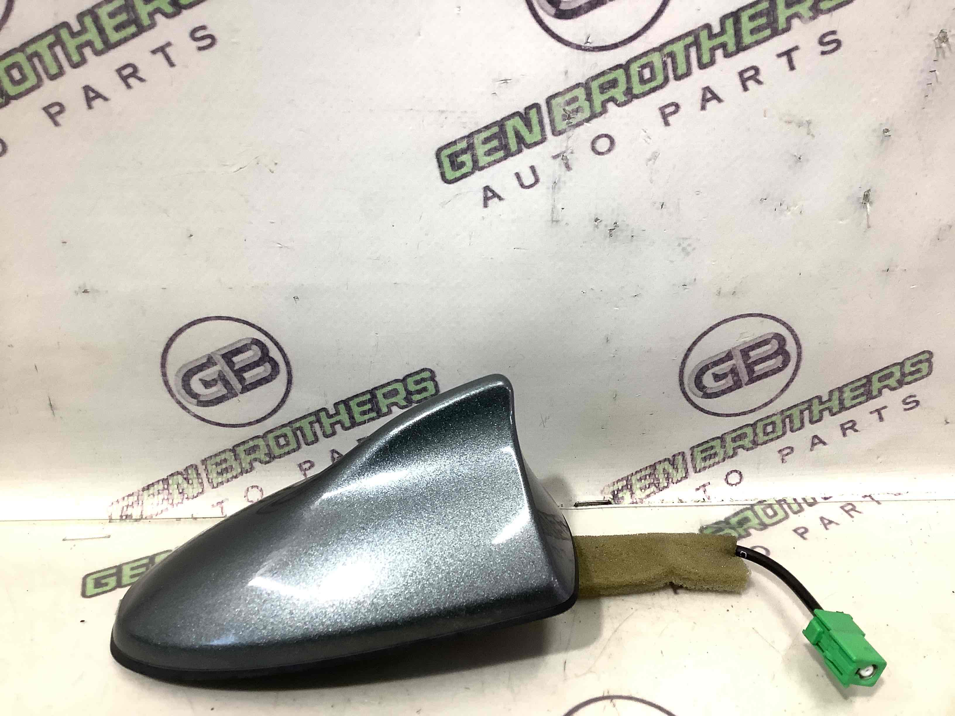 Антена, підсилювач антени