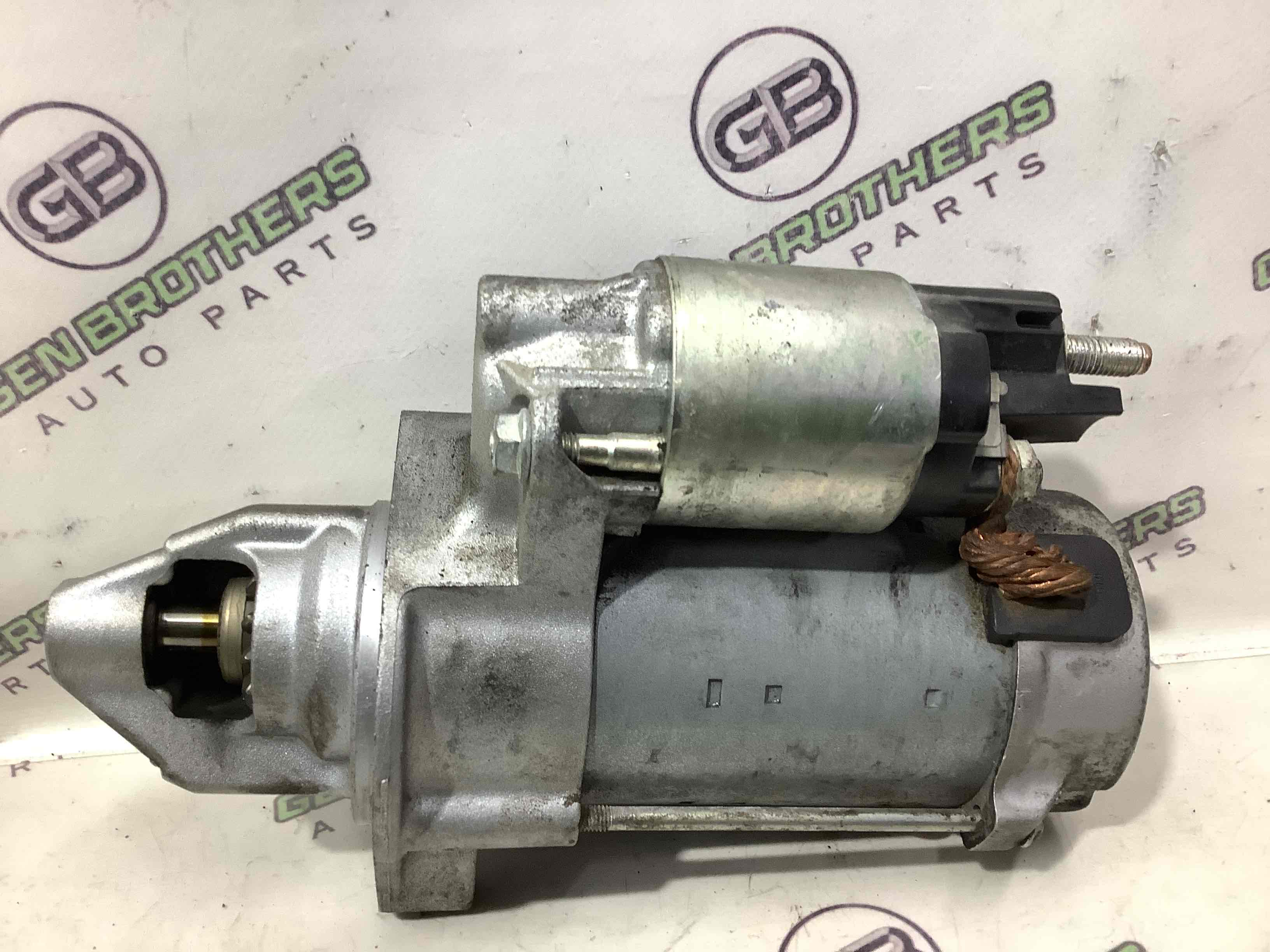 Стартер, кронштейн стартера