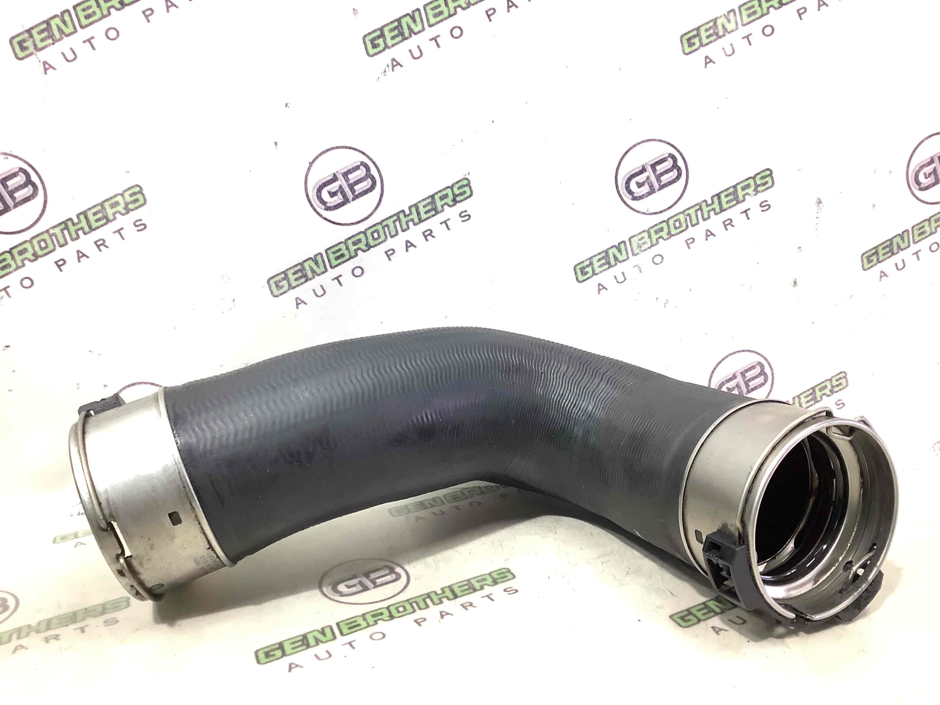 Патрубок інтеркулера