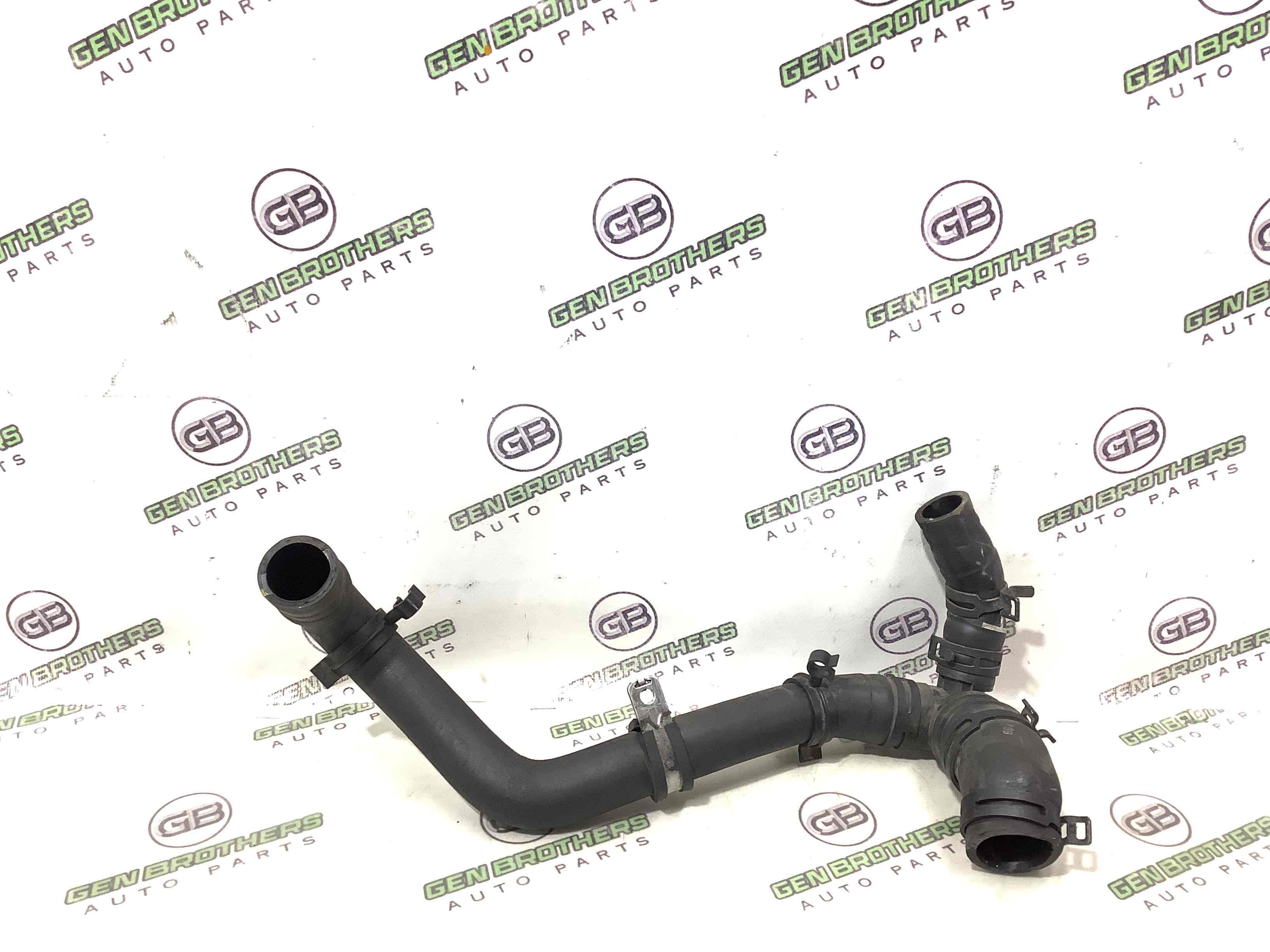 Патрубок трубопровід, шланг