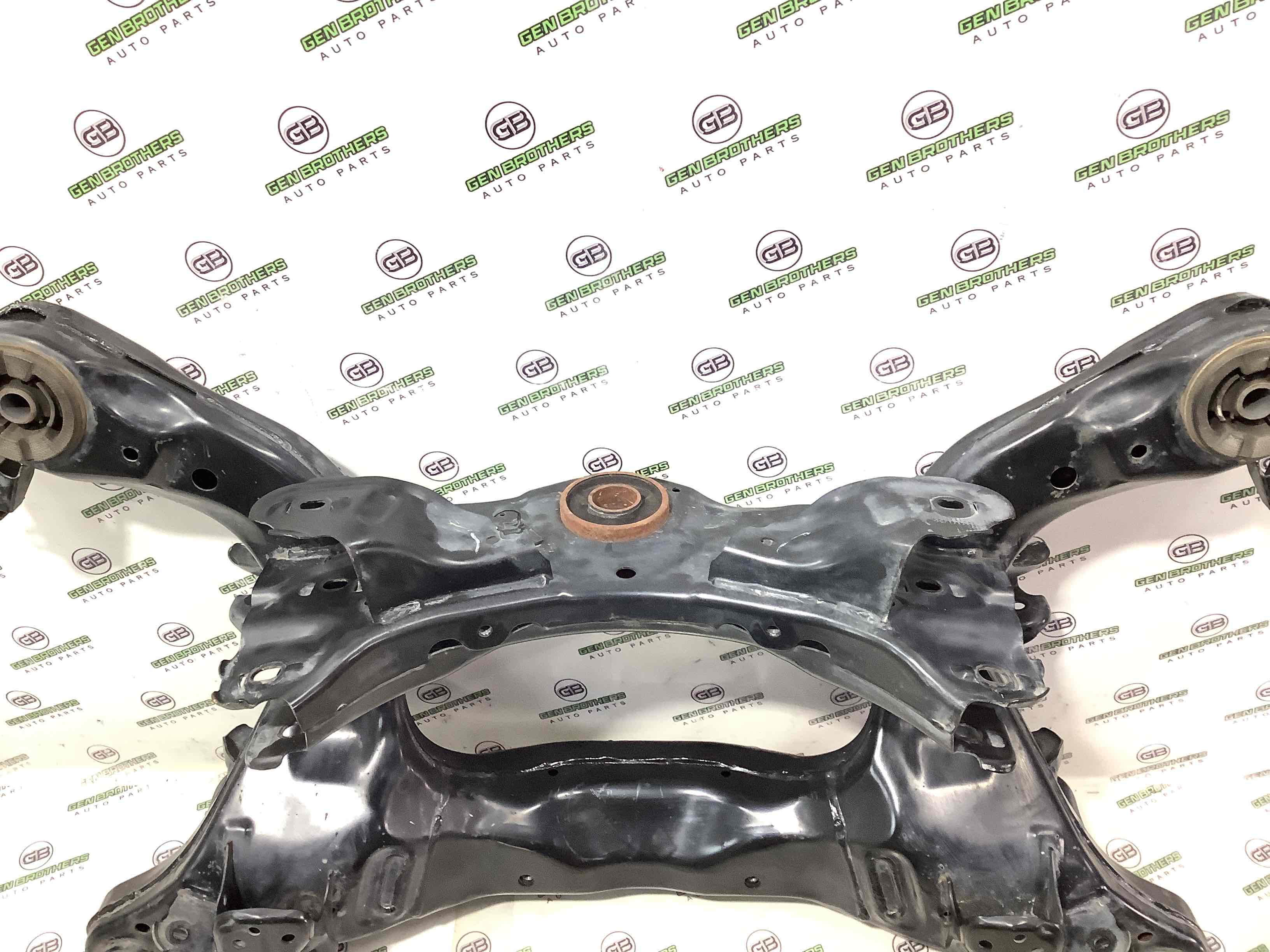 Балка підвіски задня підрамник