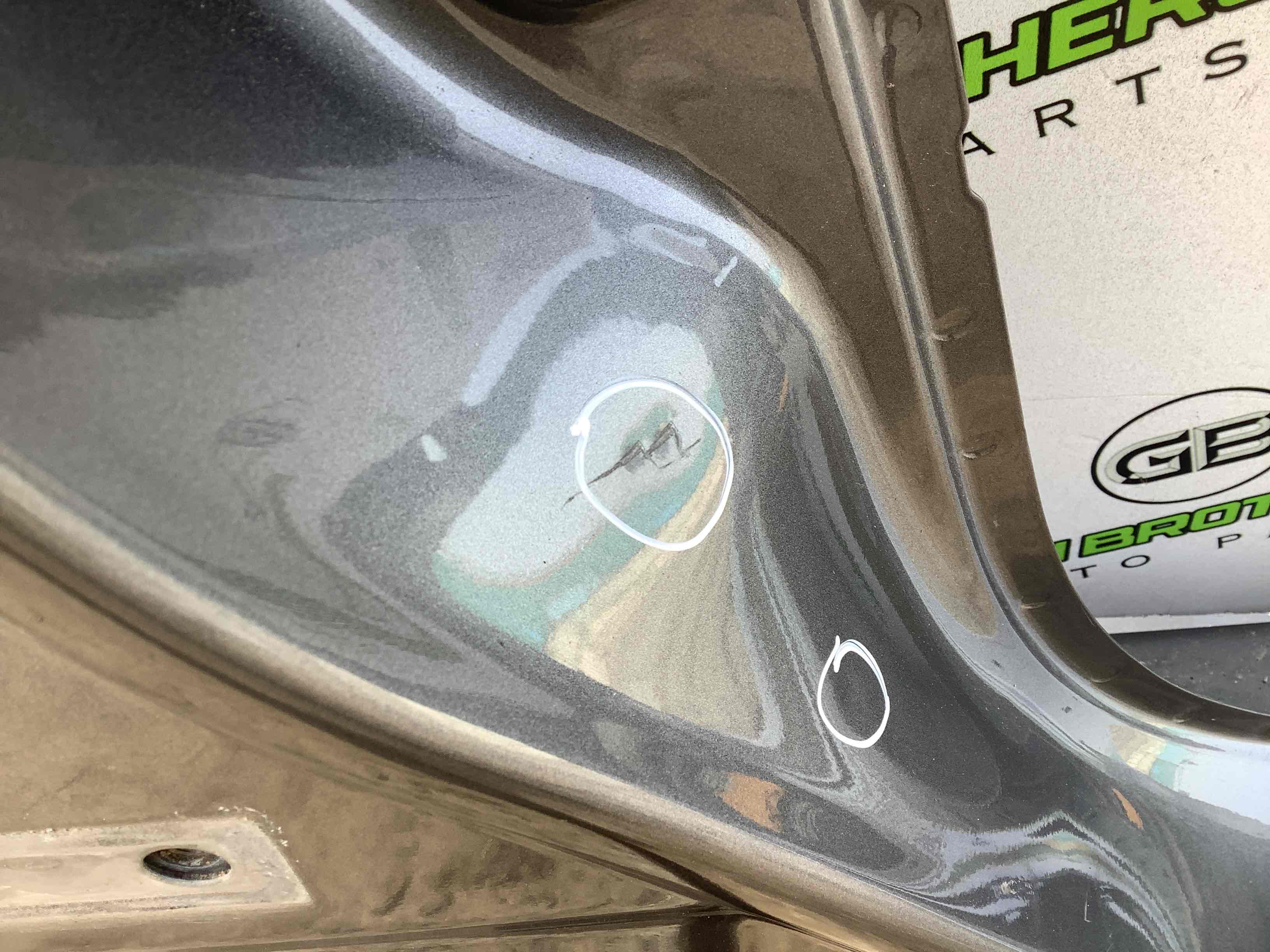 Стійки кузова та пороги