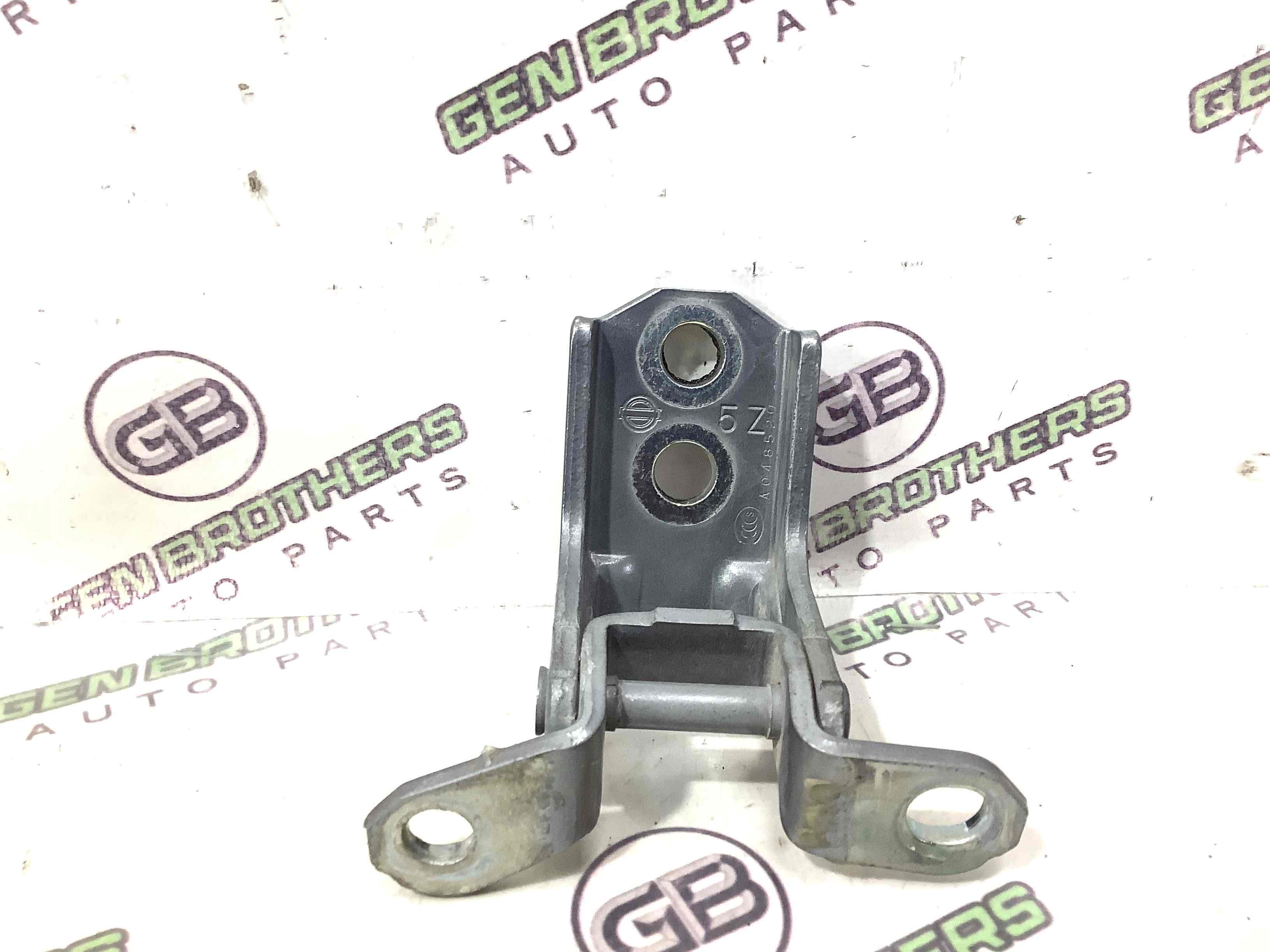 Петля двері, замок двері