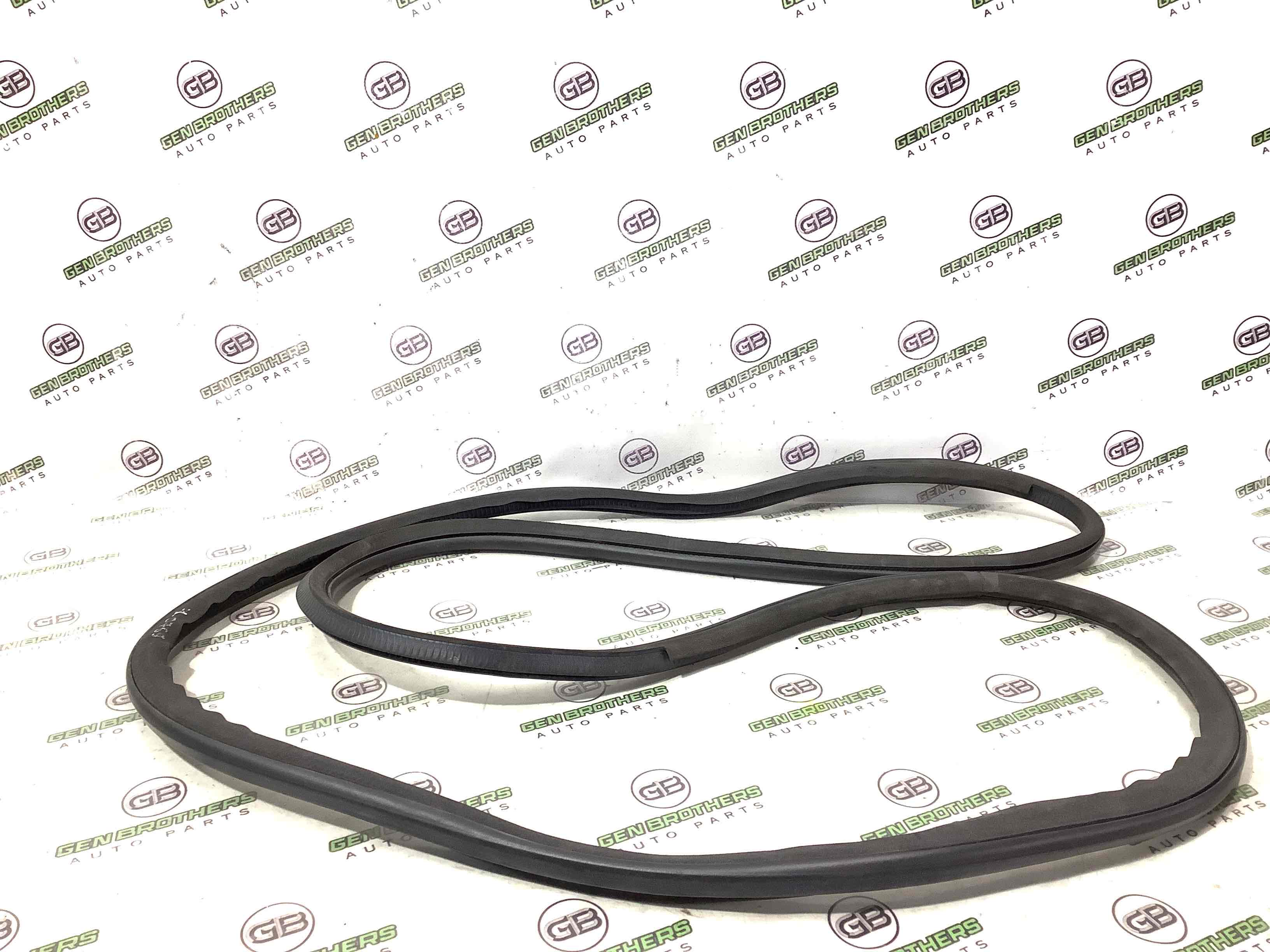 Ущільнювач скла, двері