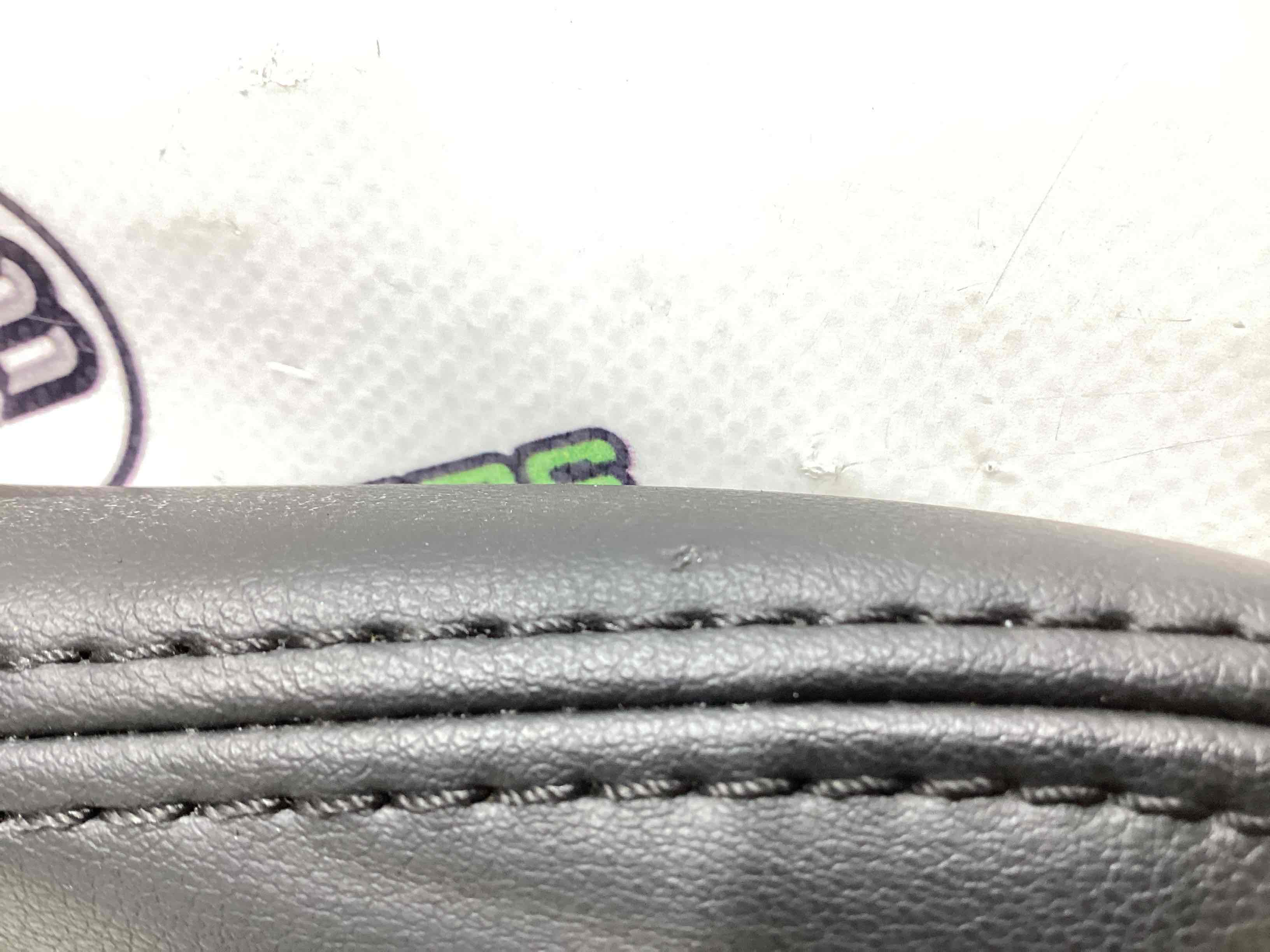 Оздоблення центральної консолі