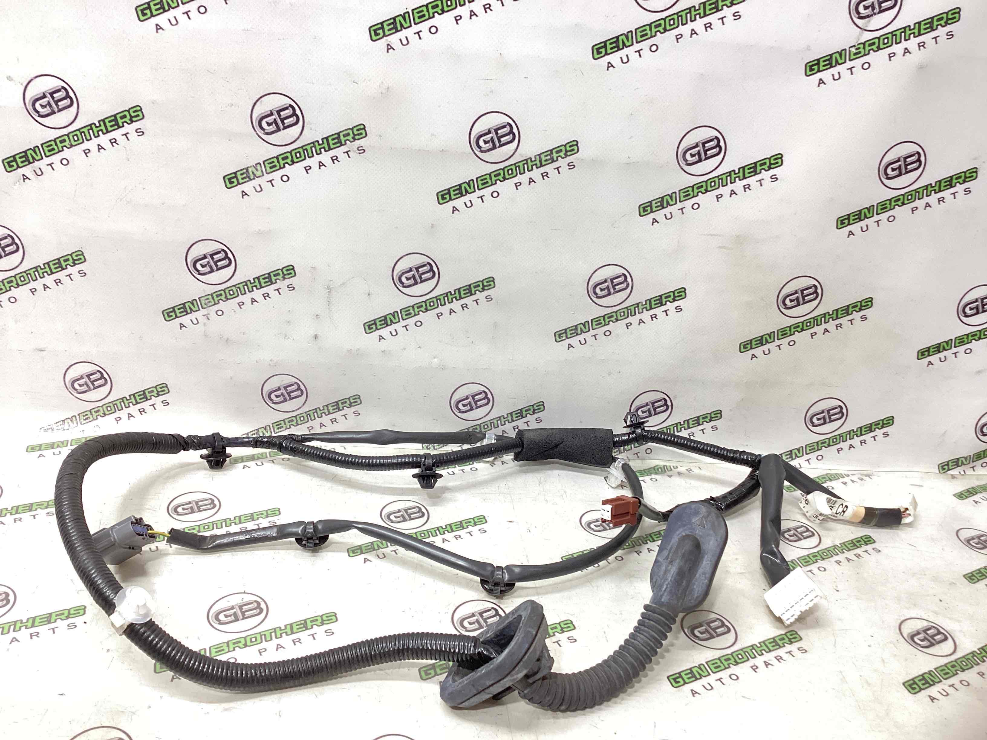 Електропроводка дверей, кришки багажника коса