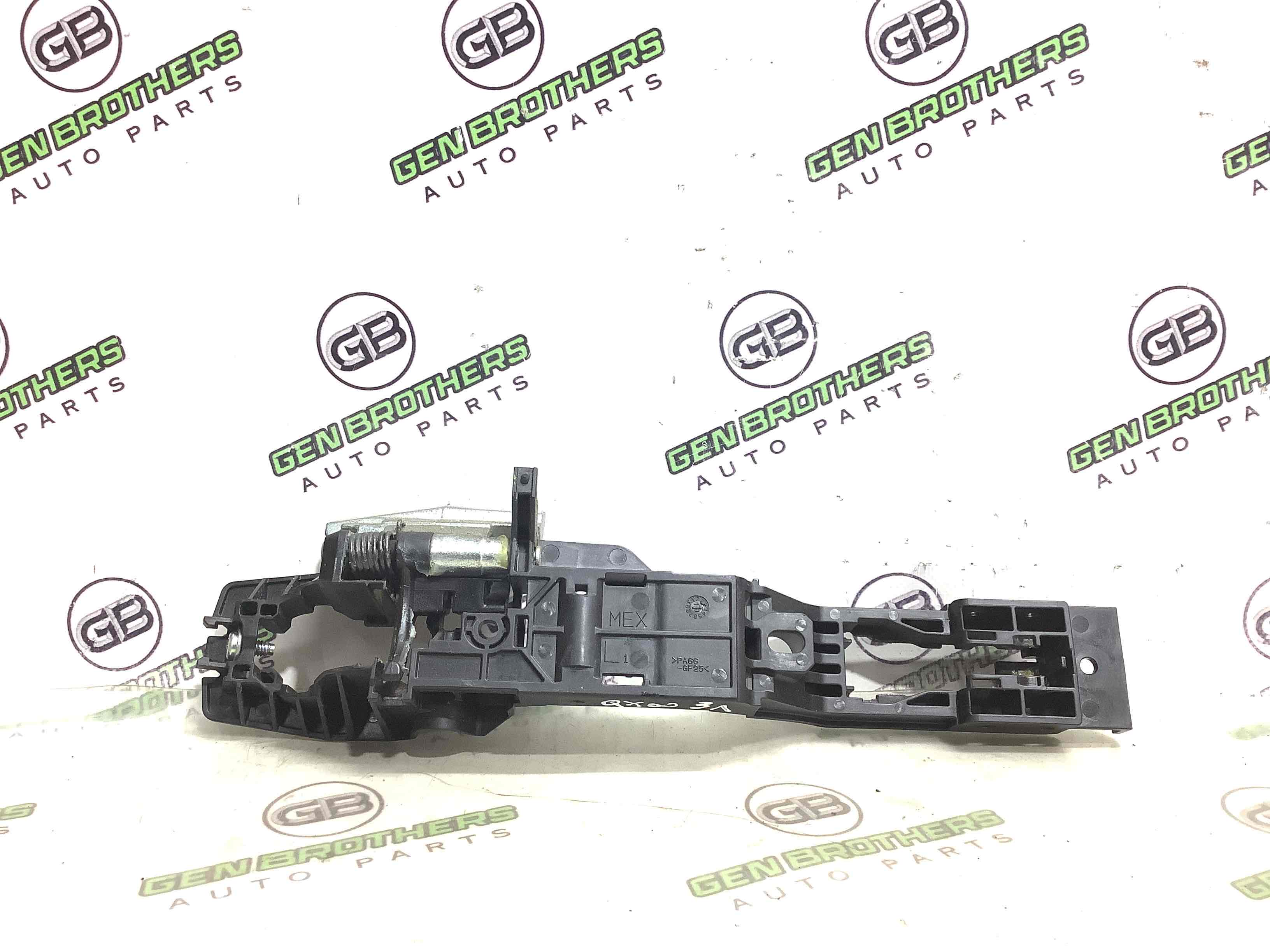 Кронштейн ручки дверей