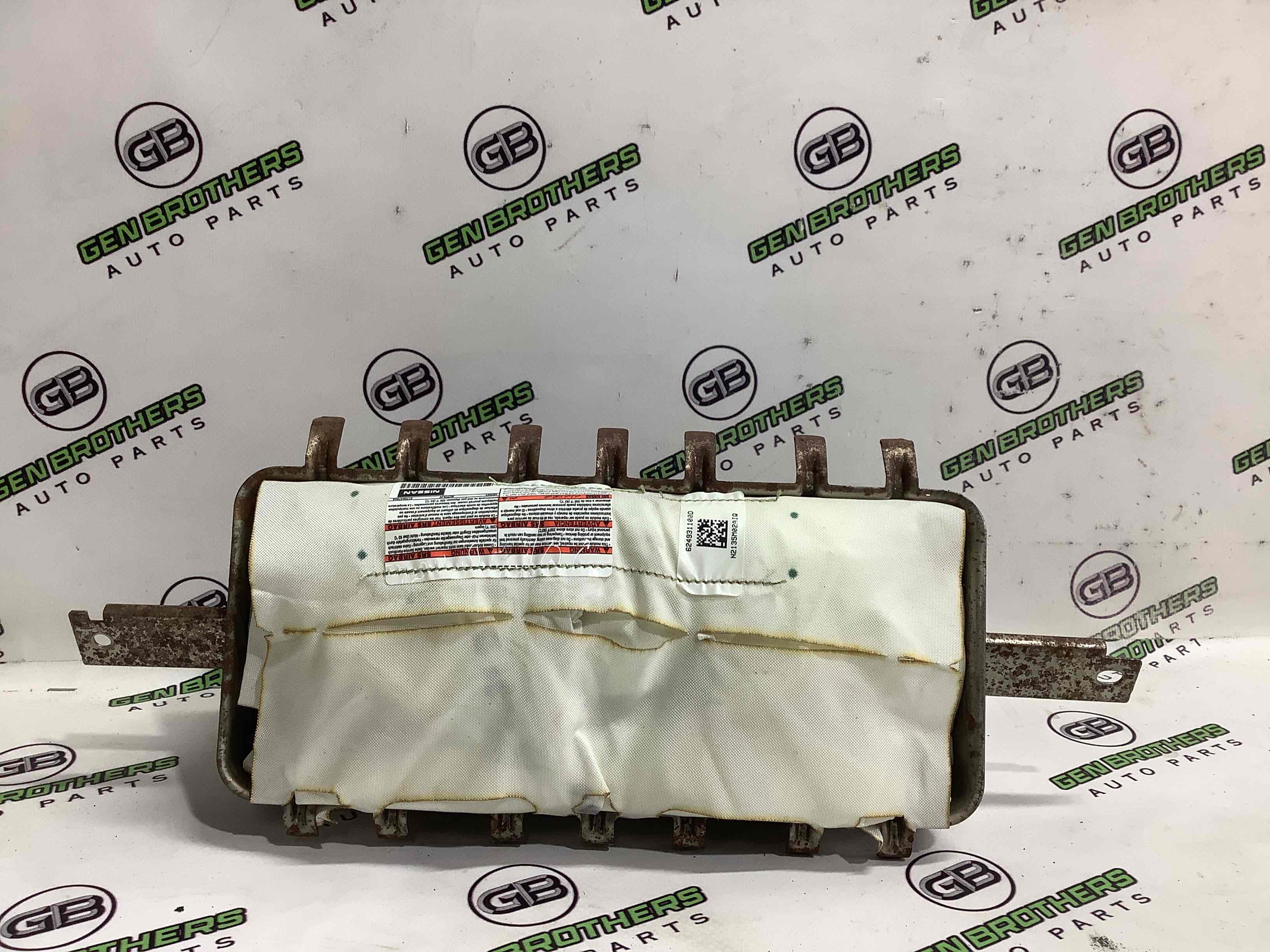 Подушка безпеки пасажира торпедо