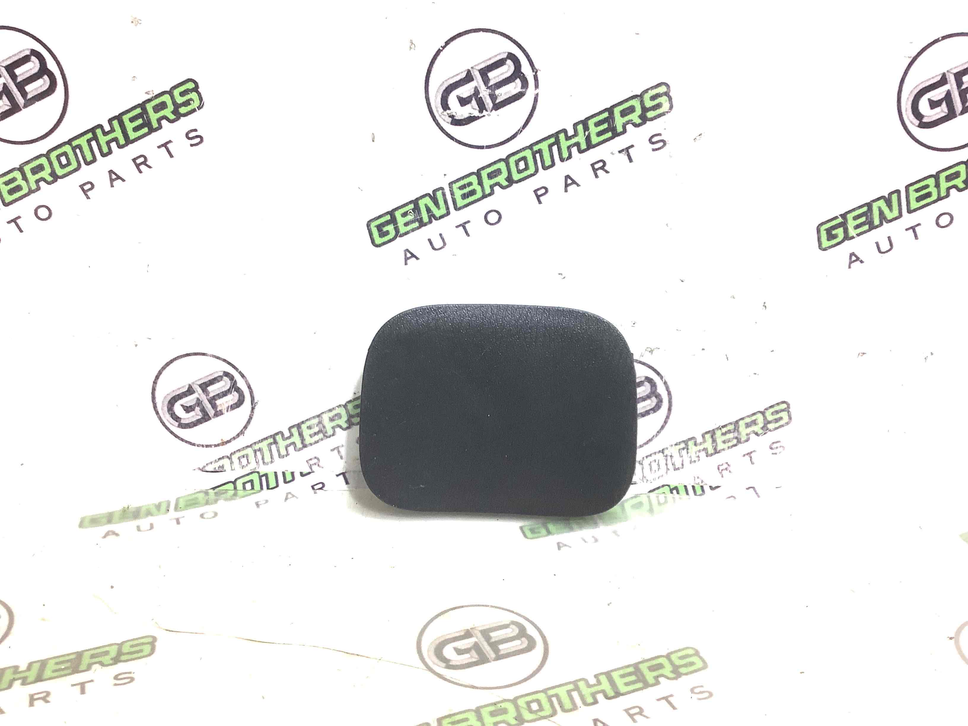 Пластикові елементи салону