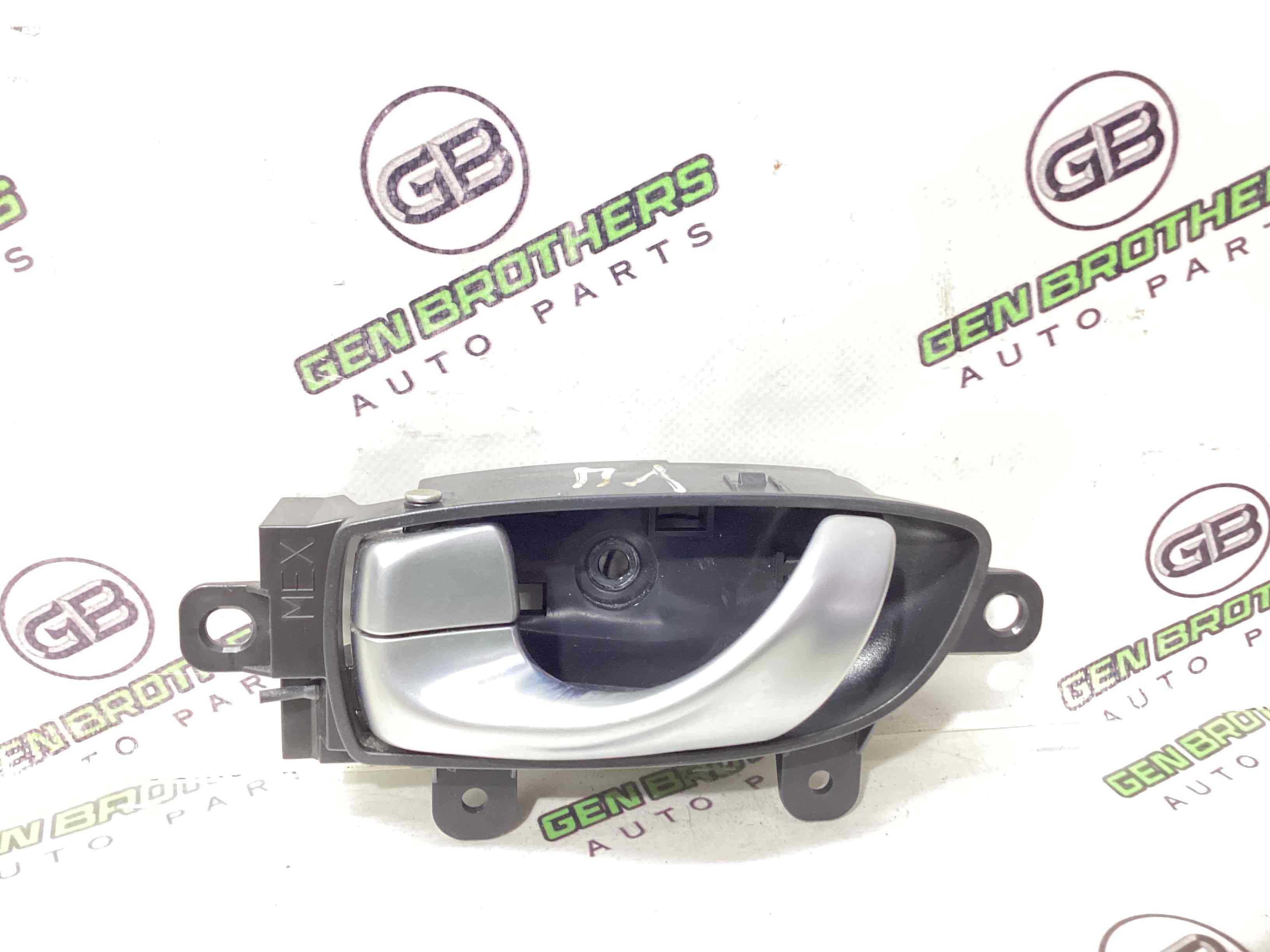 Ручка дверей салону внутрішня, поручень