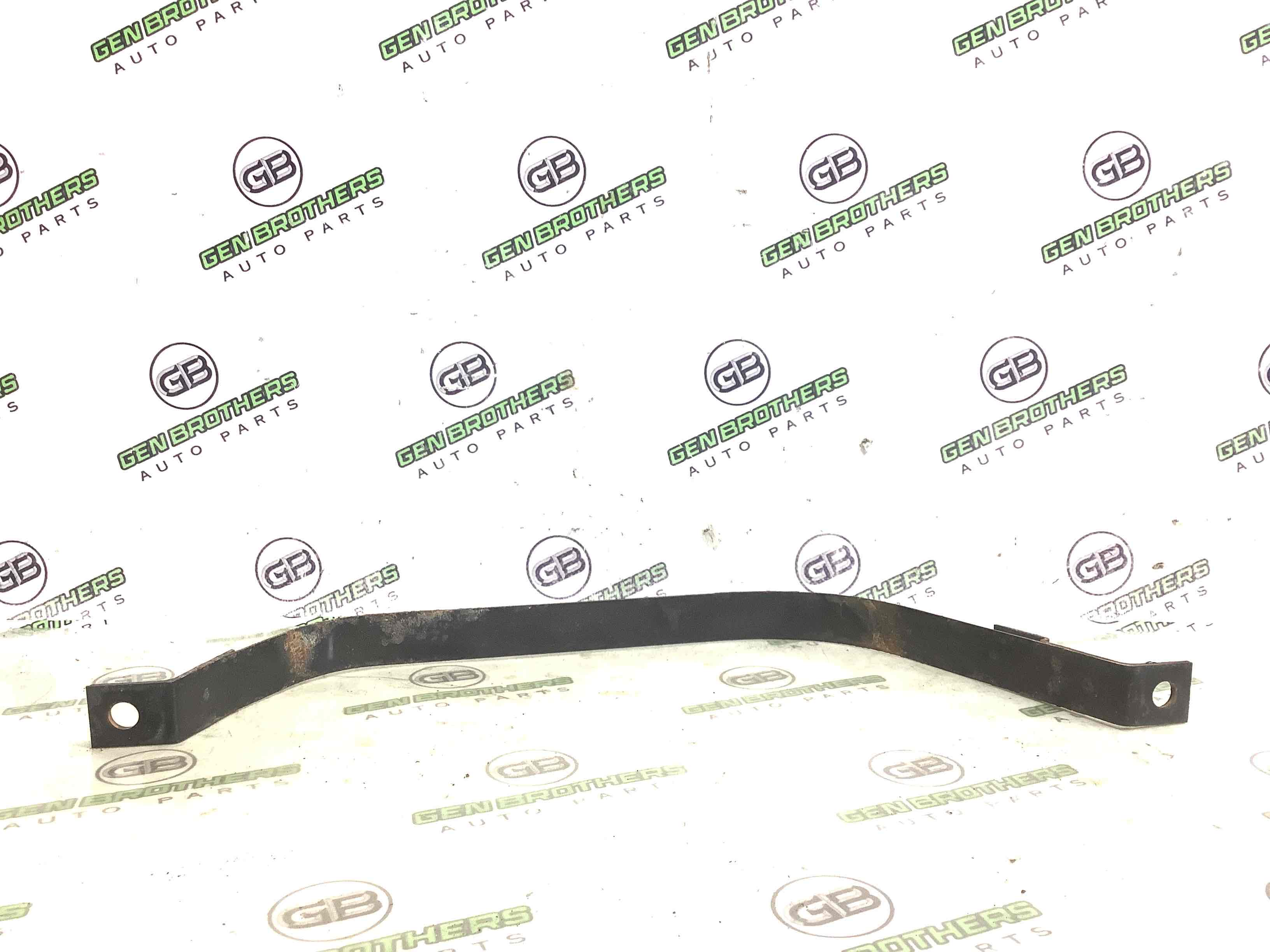 Кріплення паливного бака