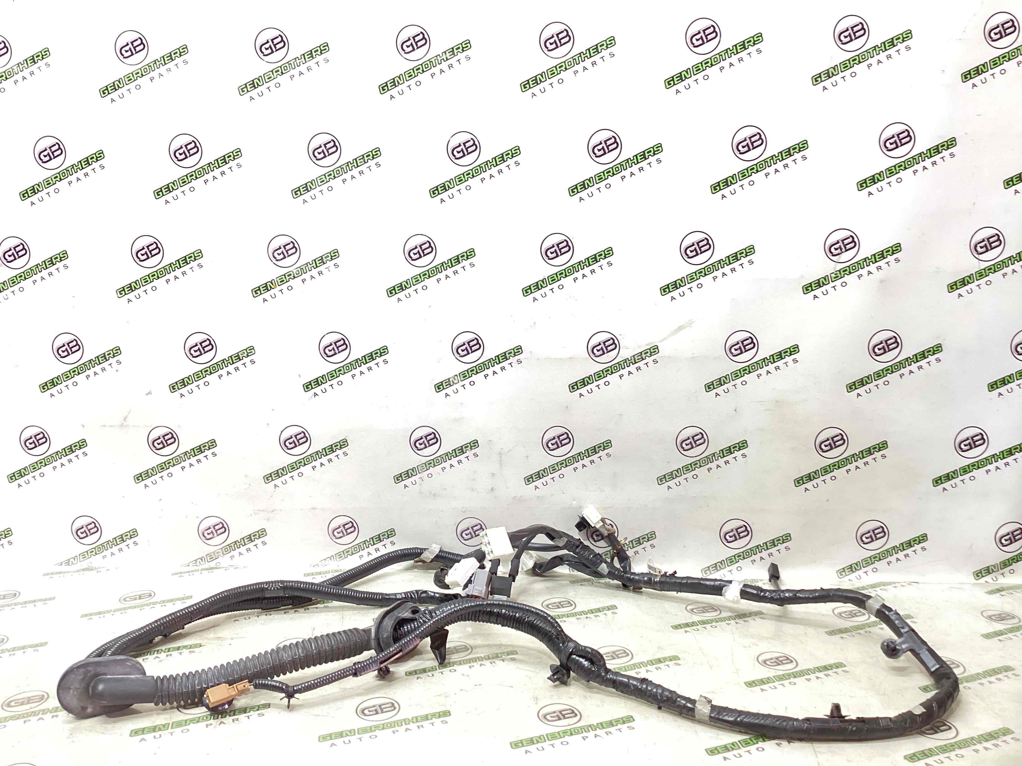 Електропроводка дверей, кришки багажника коса