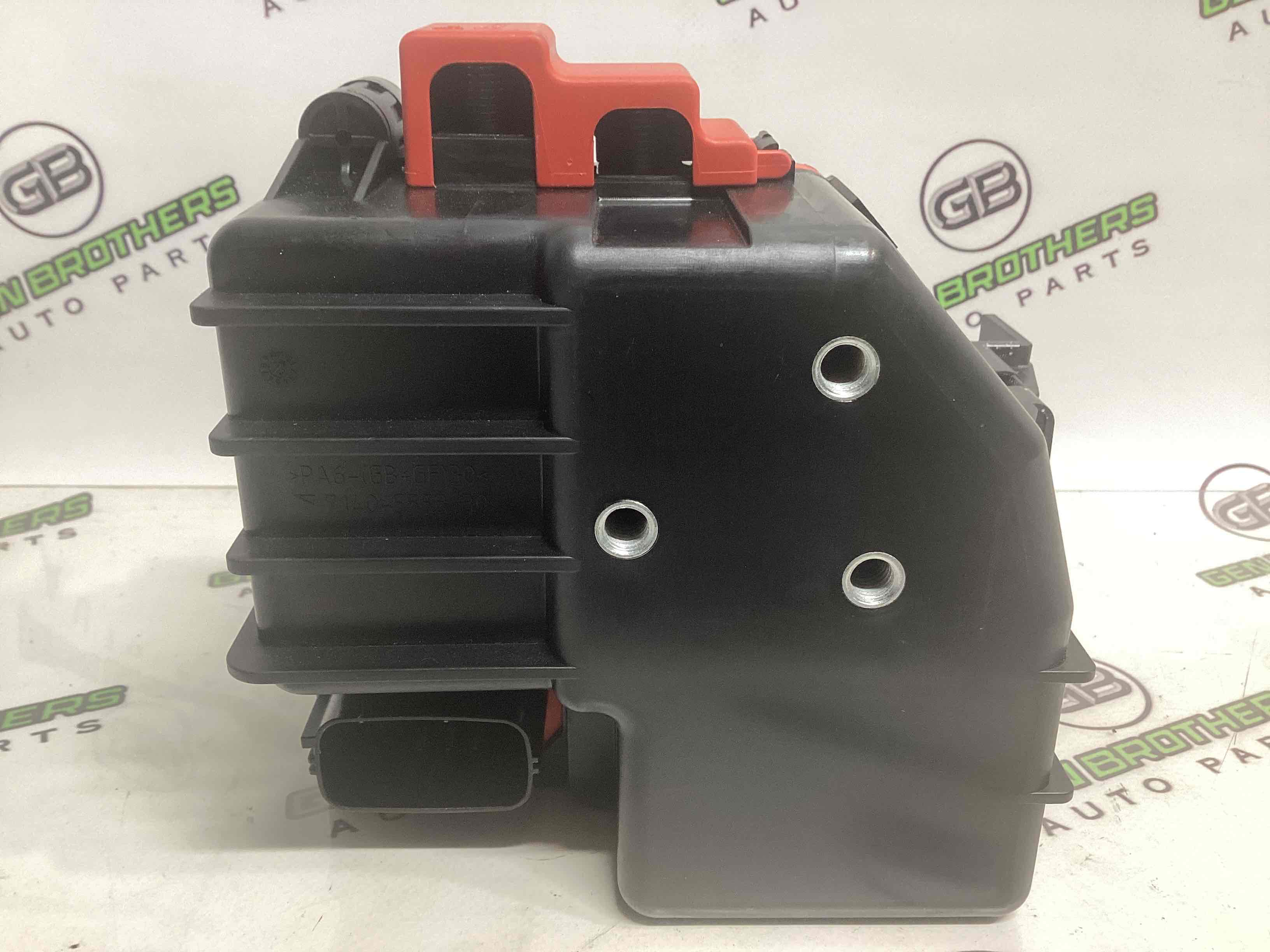 Блок запобіжників (блок реле)