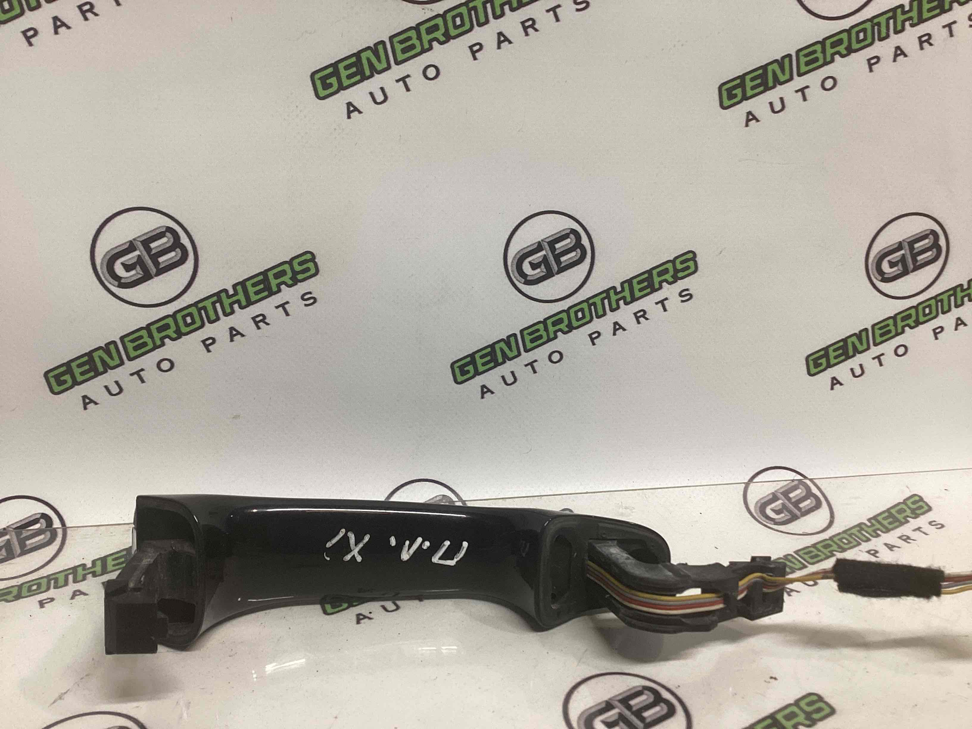 Ручка двері зовнішня