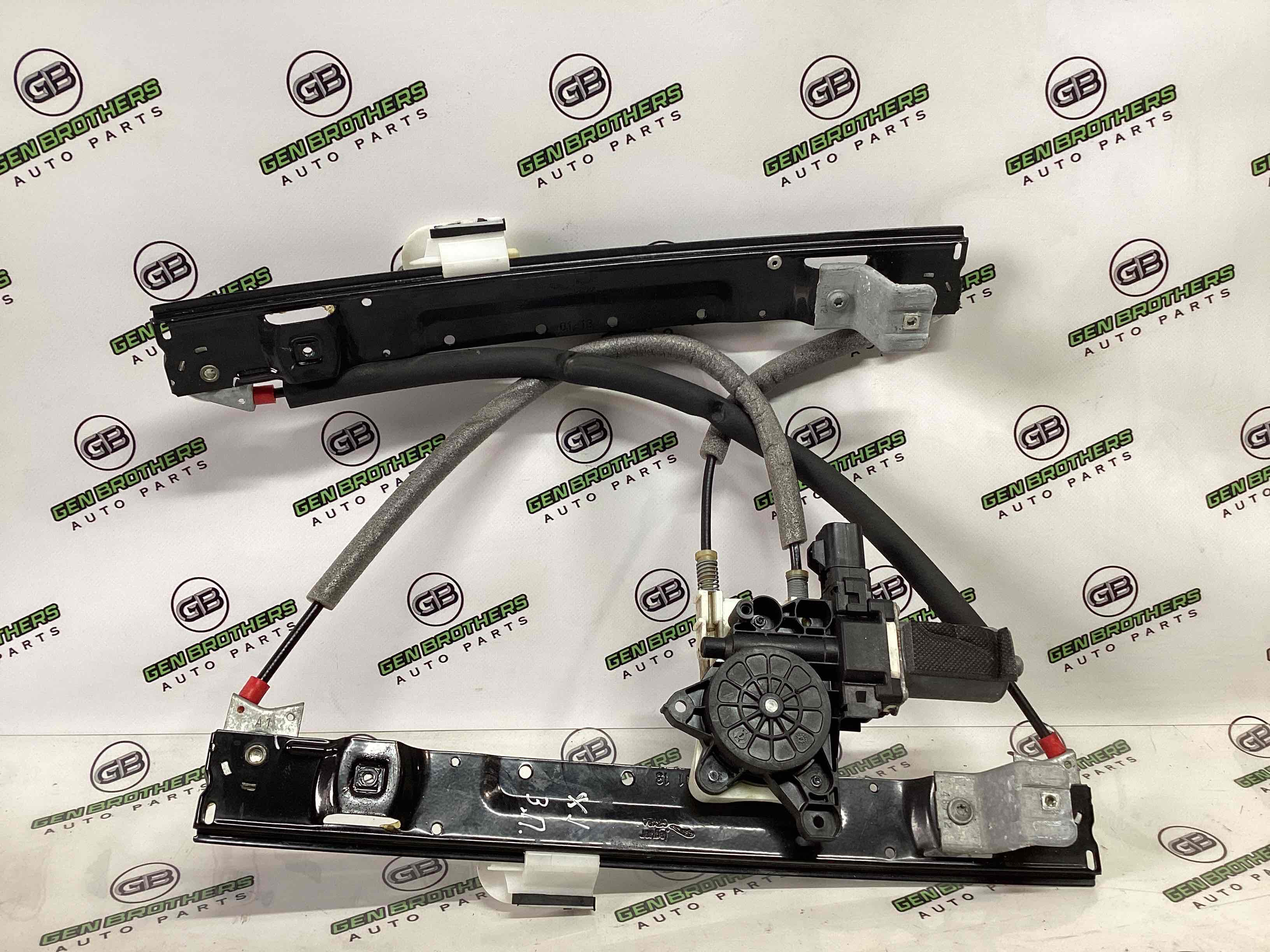 Склопідйомник задній правий