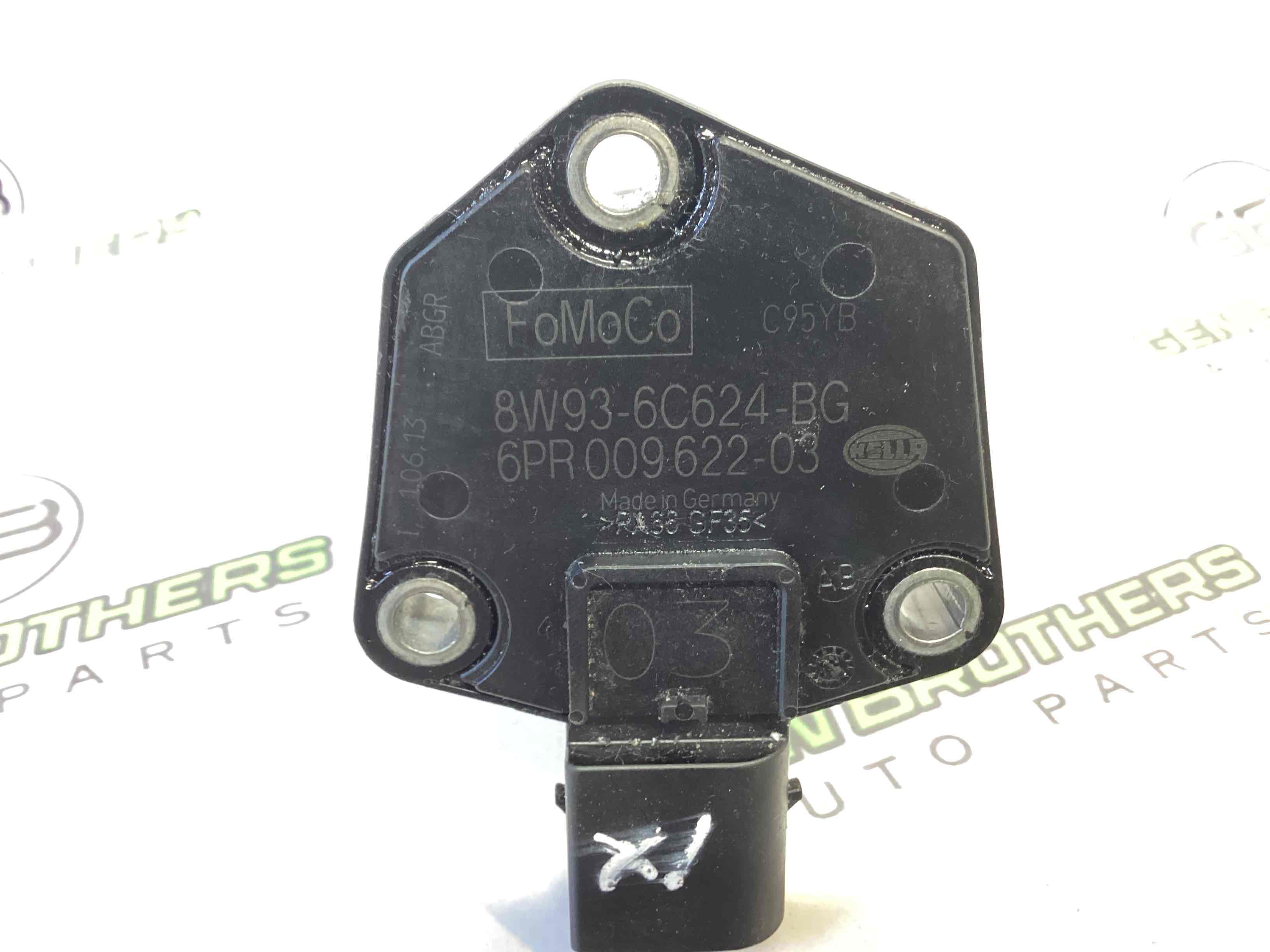 Датчик рівня масла