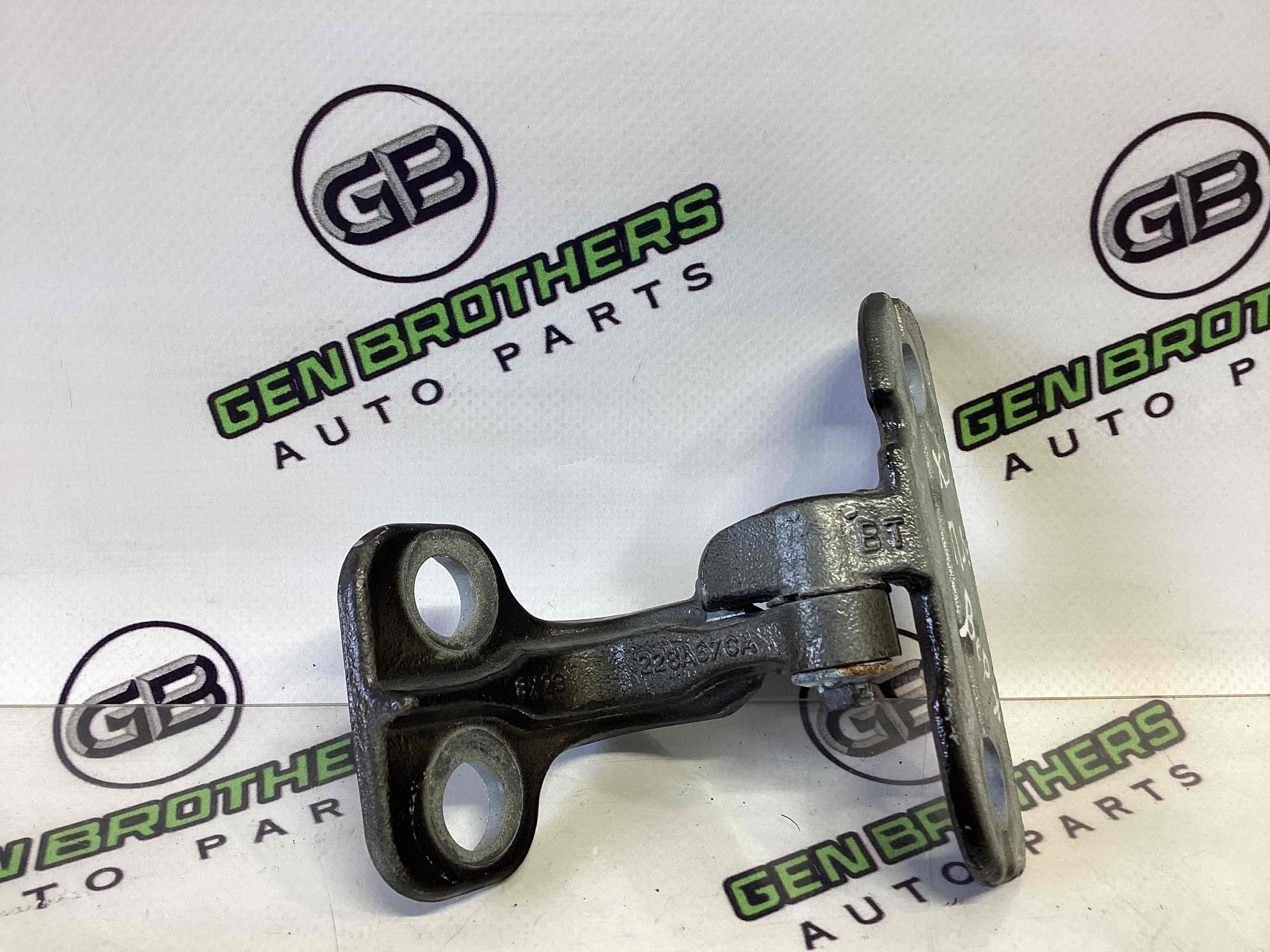 Петля двері, замок двері