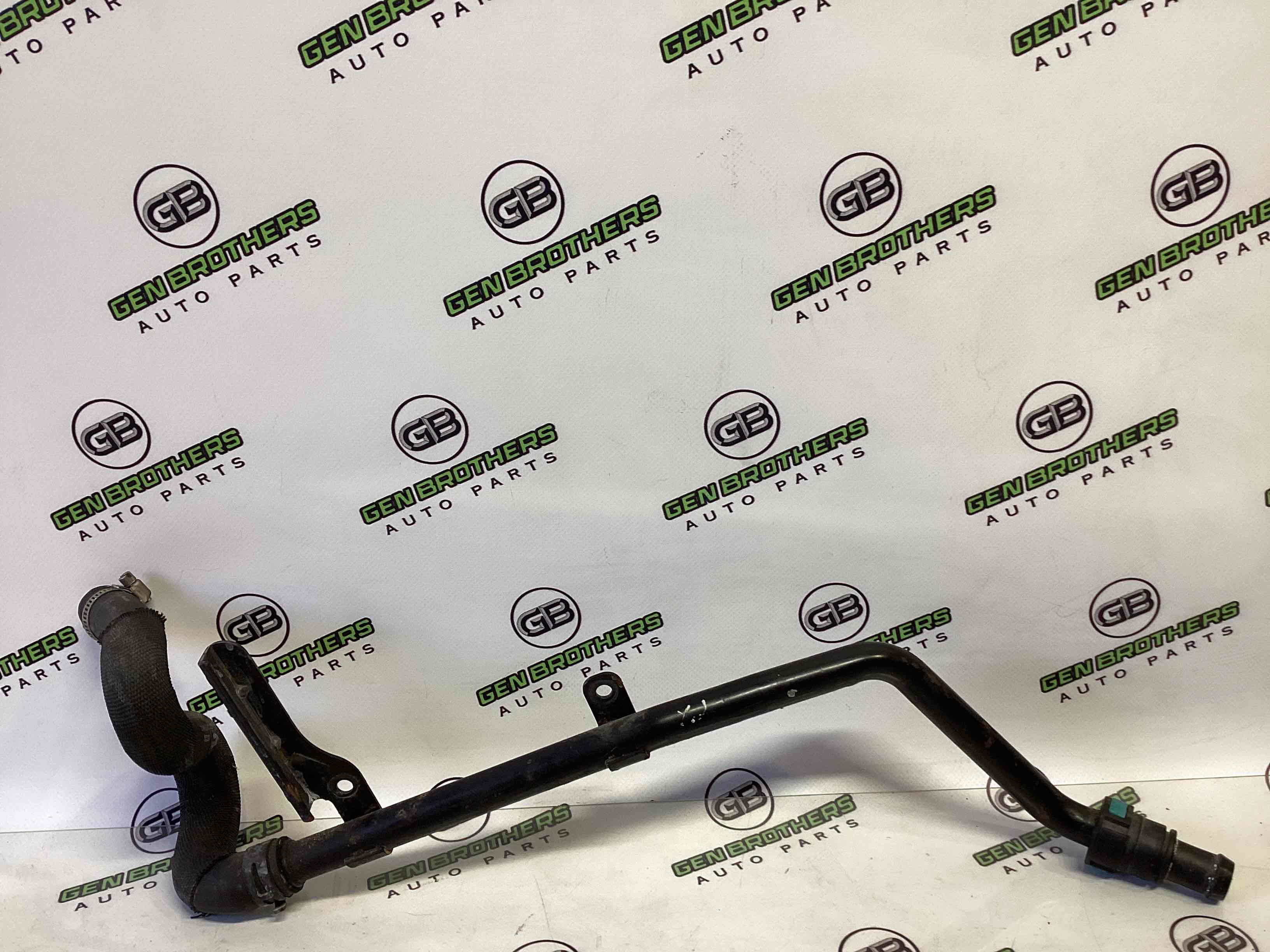 Патрубок трубопровід, шланг