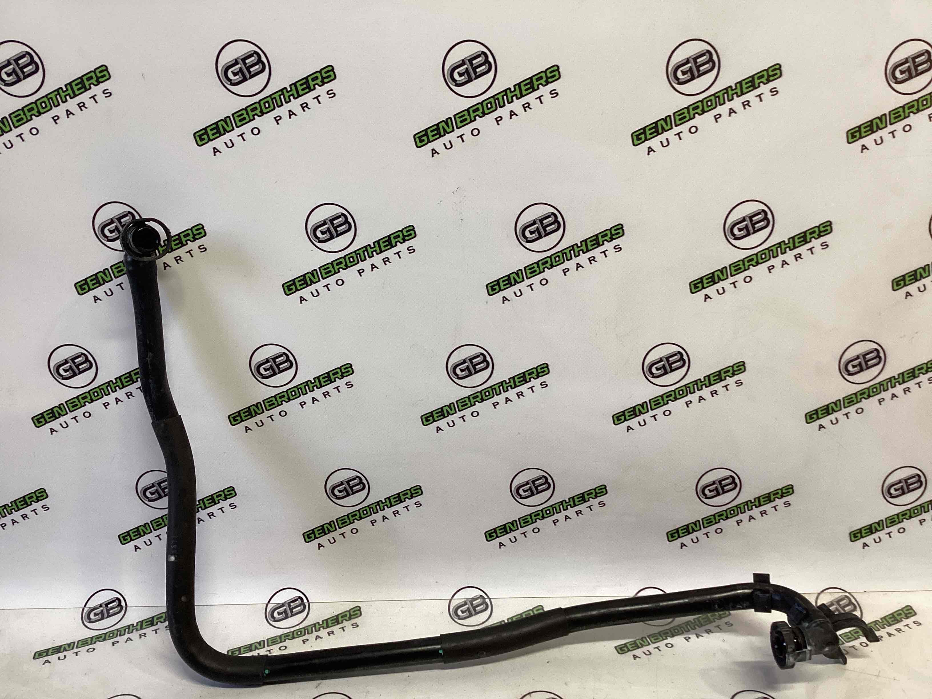 Патрубок трубопровід, шланг