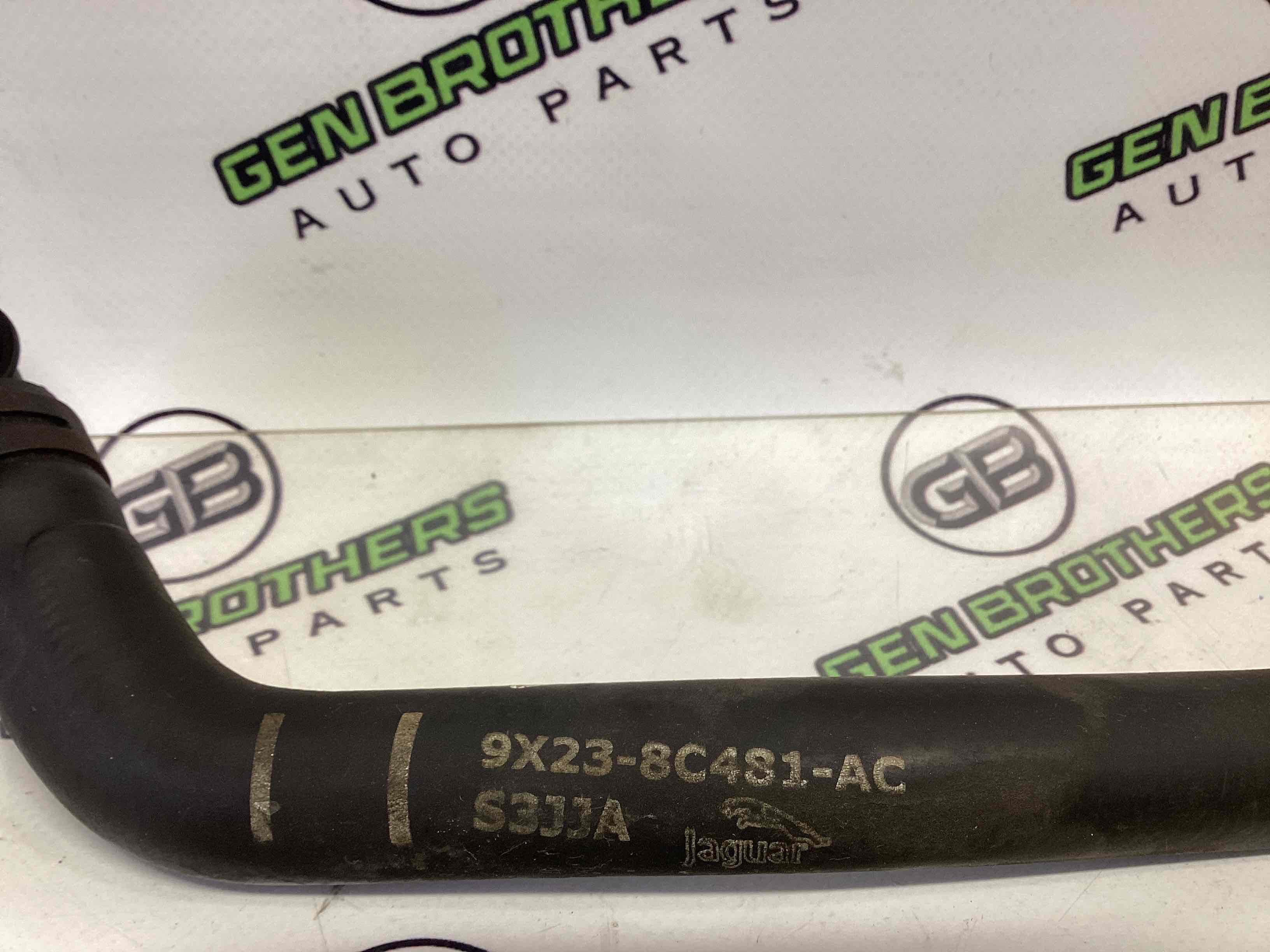 Патрубок трубопровід, шланг