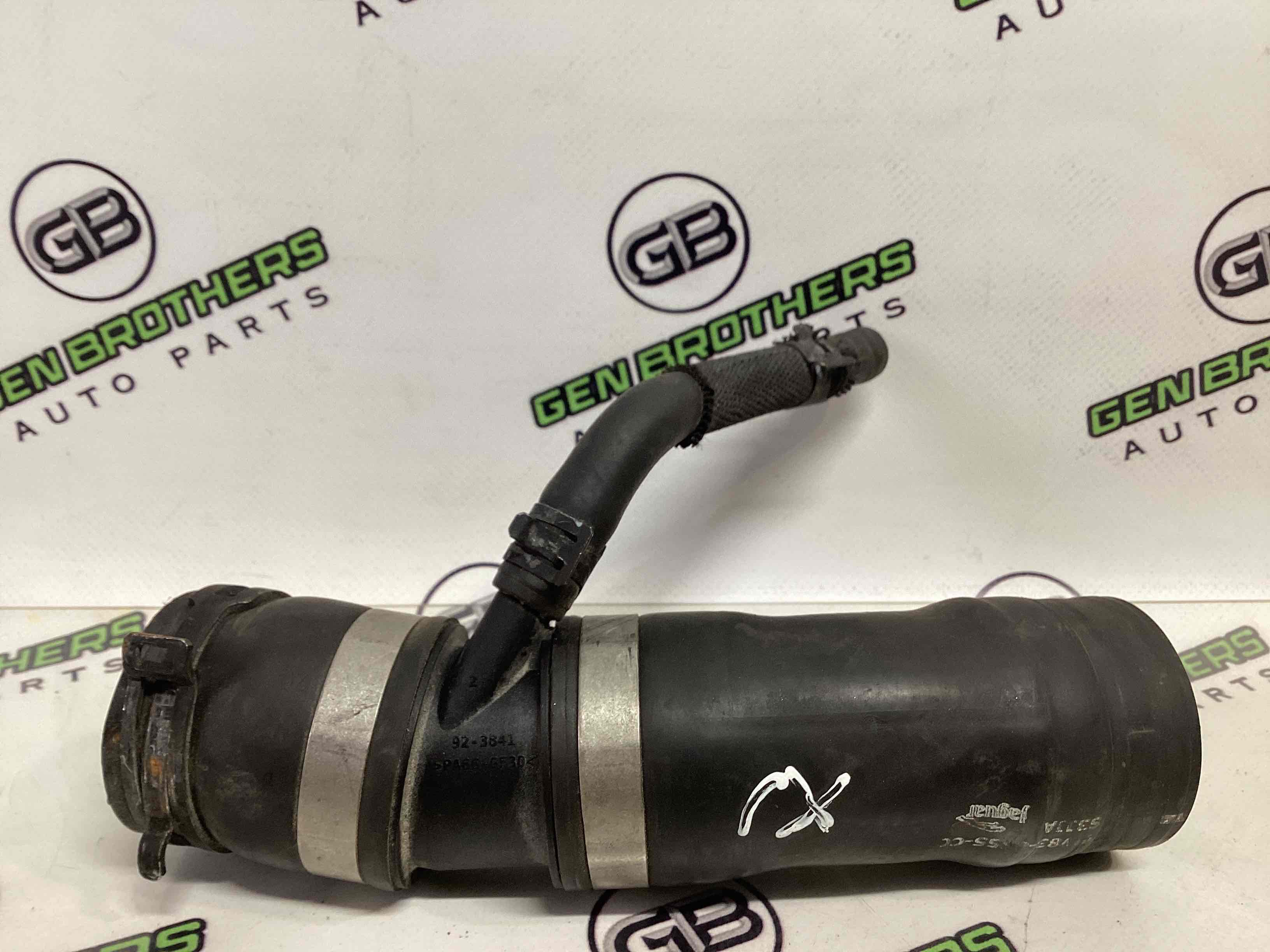 Патрубок трубопровід, шланг