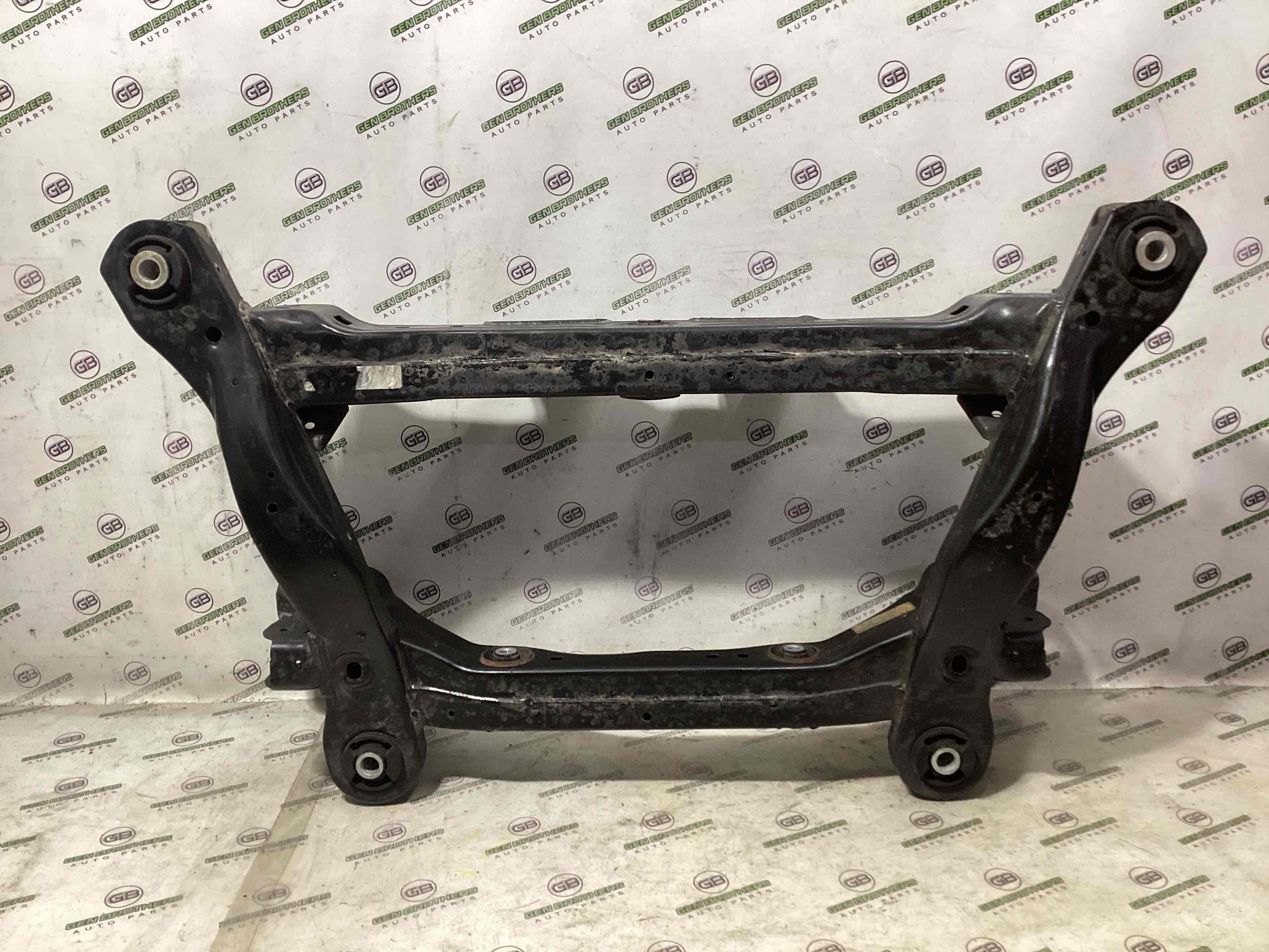 Балка підвіски задня підрамник