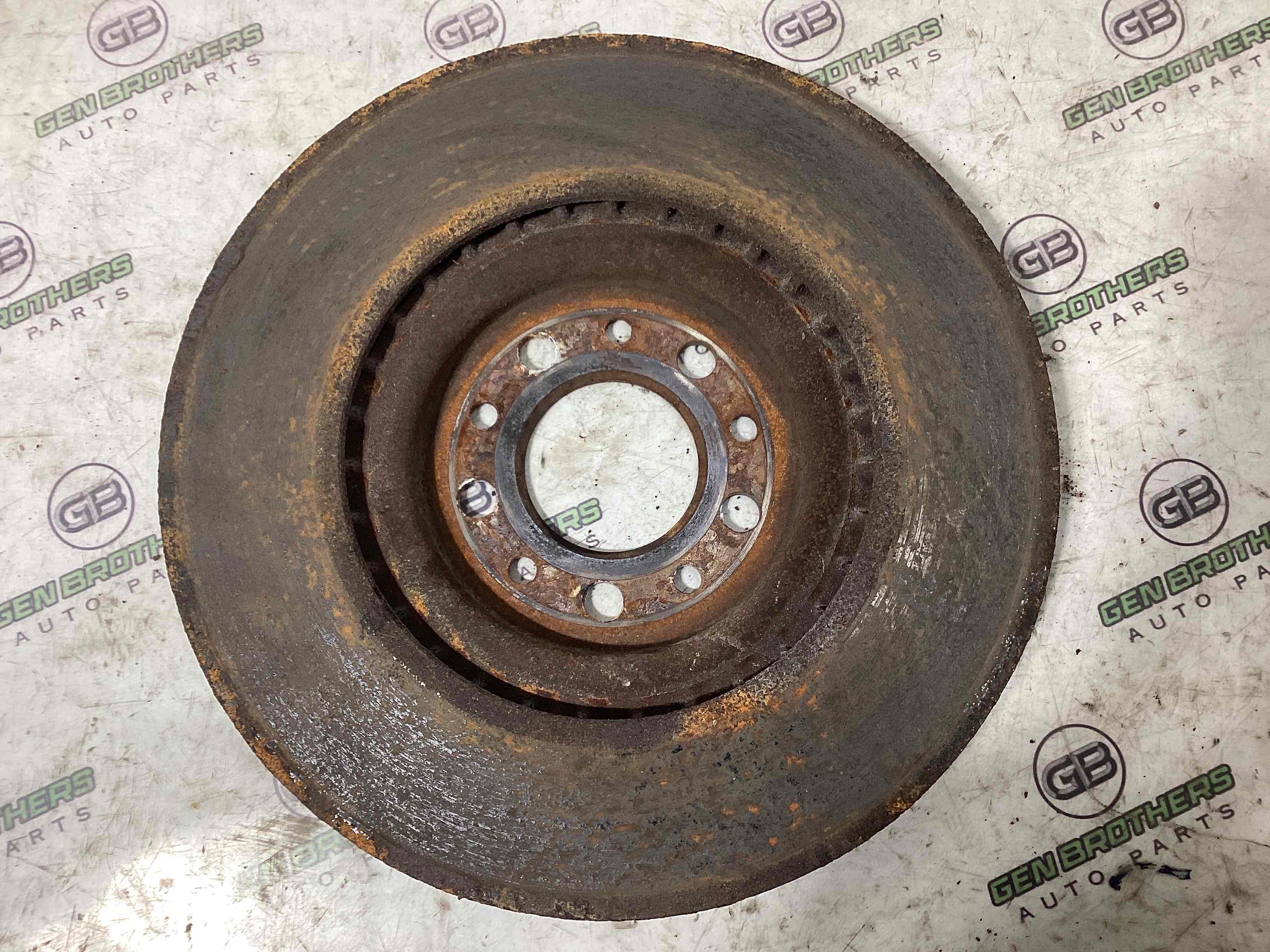 Гальмівний диск передній