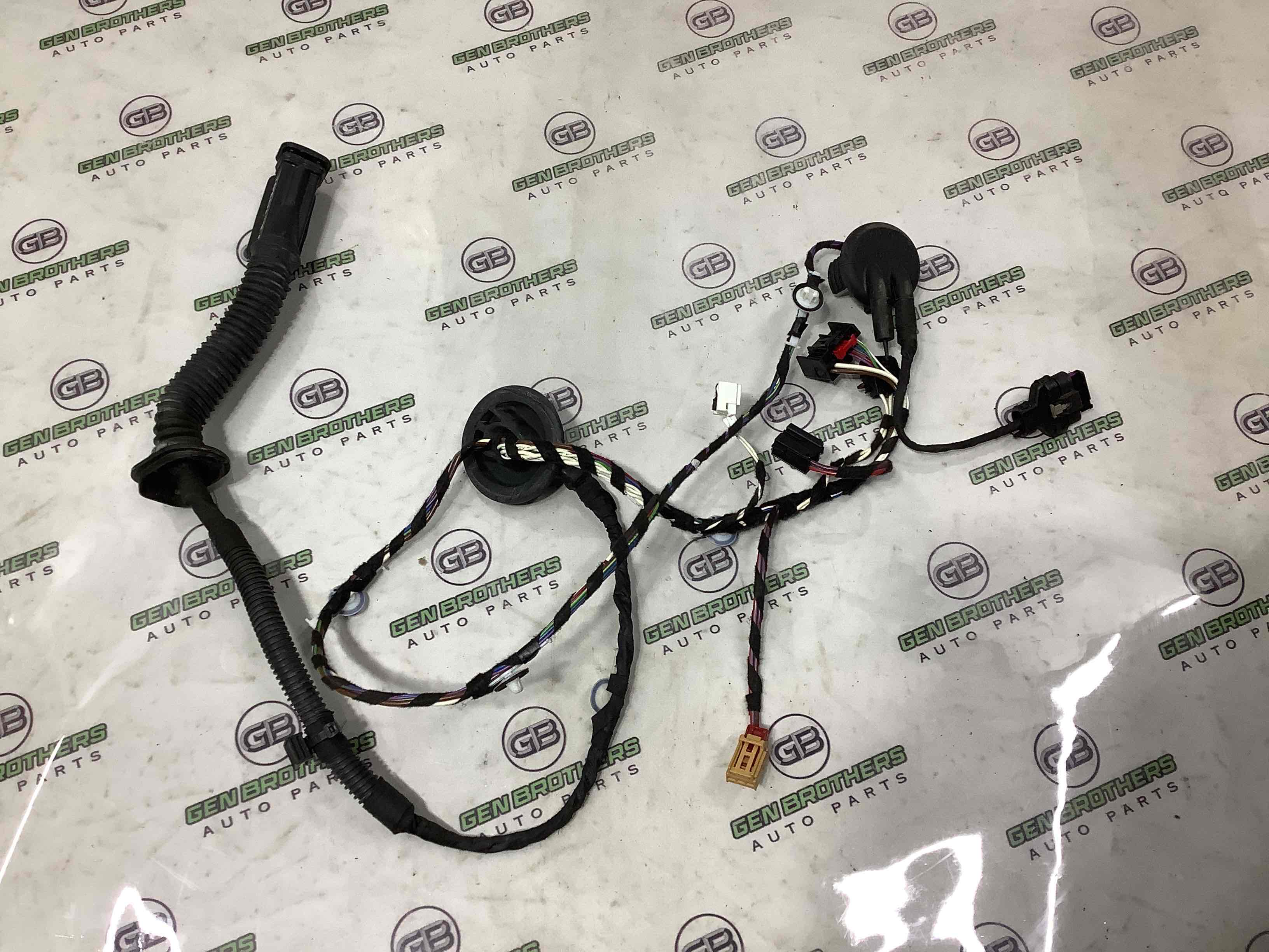 Електропроводка дверей, кришки багажника коса