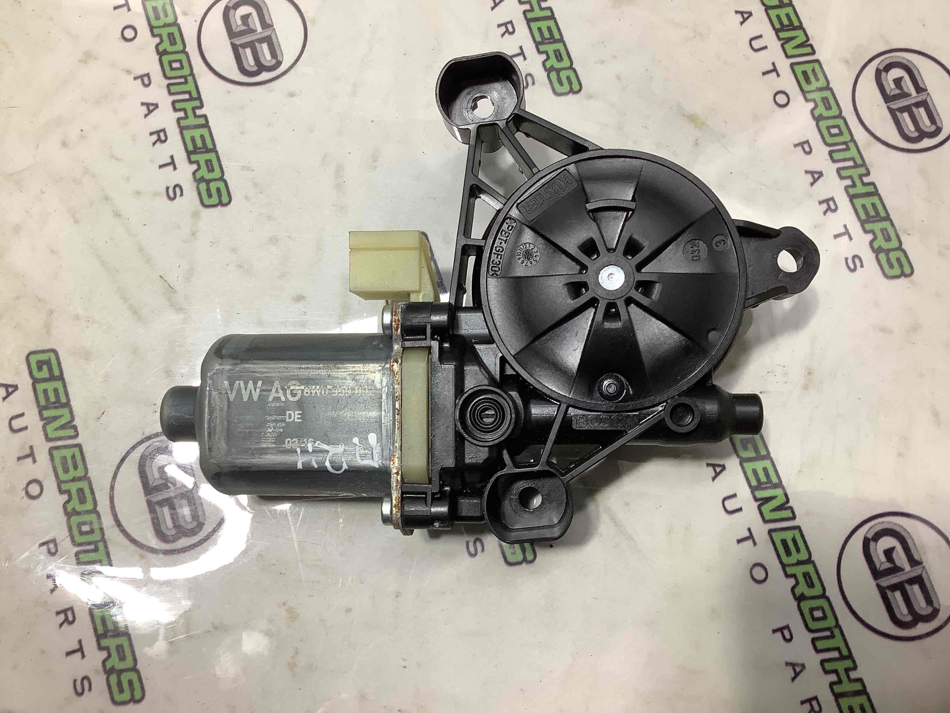 Моторчик склопідйомника