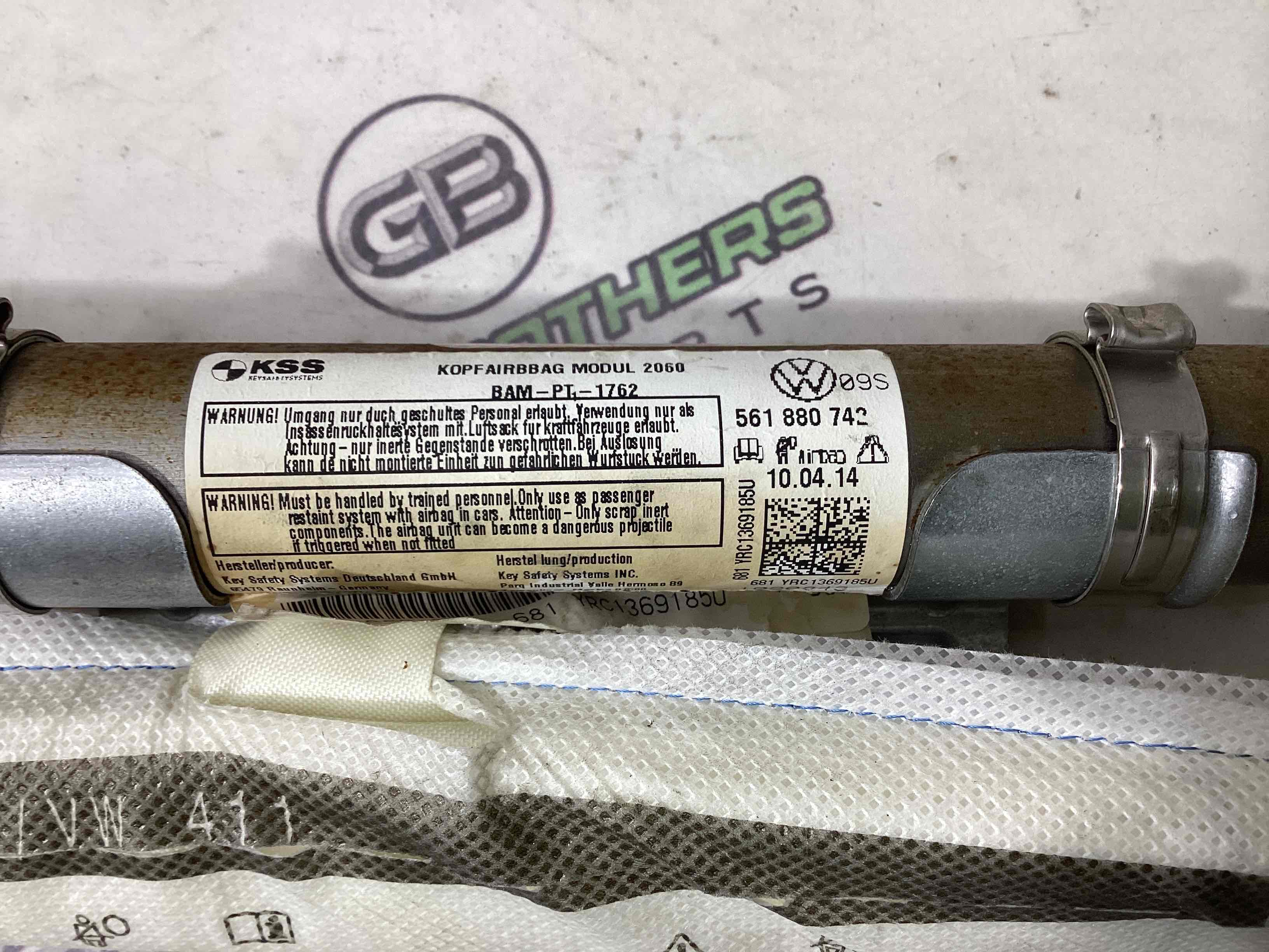 Подушка безопасности сбоку шторка