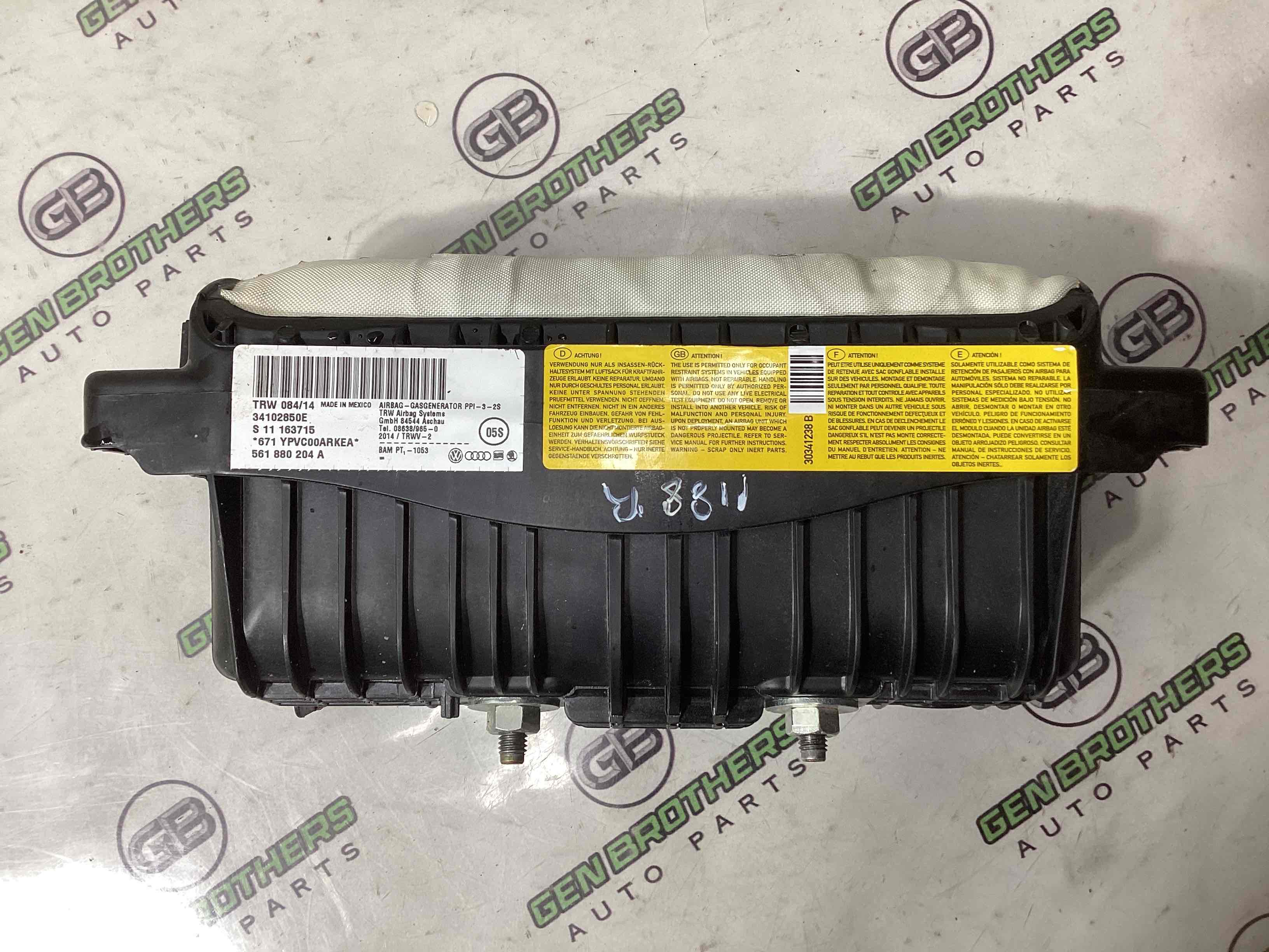 Подушка безопасности пассажира торпедо