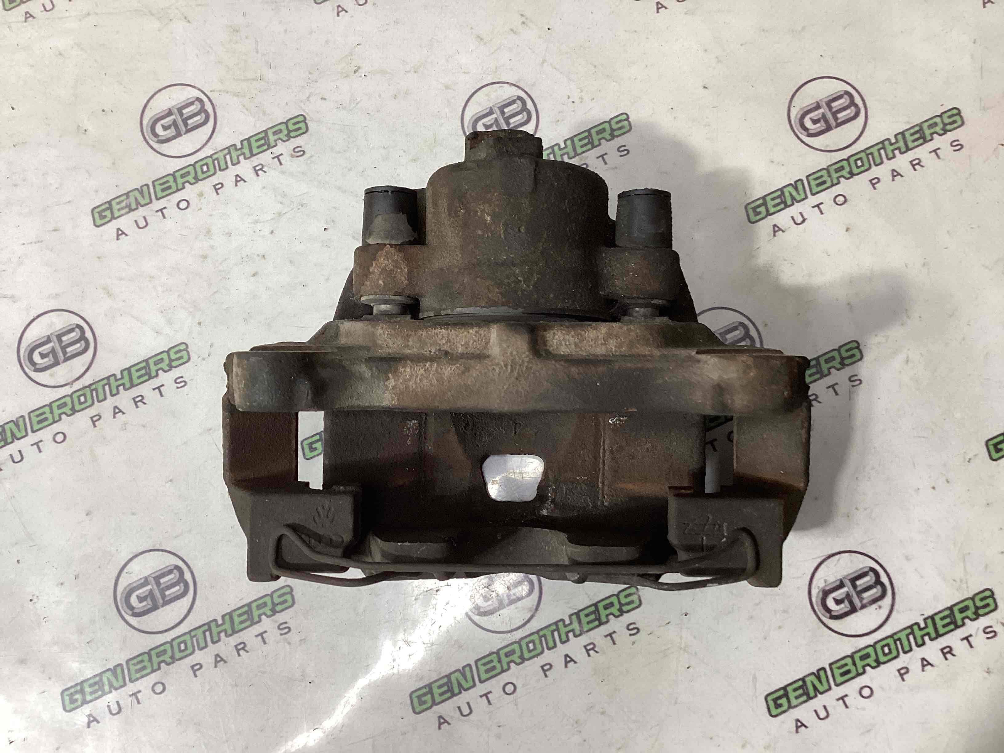 Суппорт передний левый