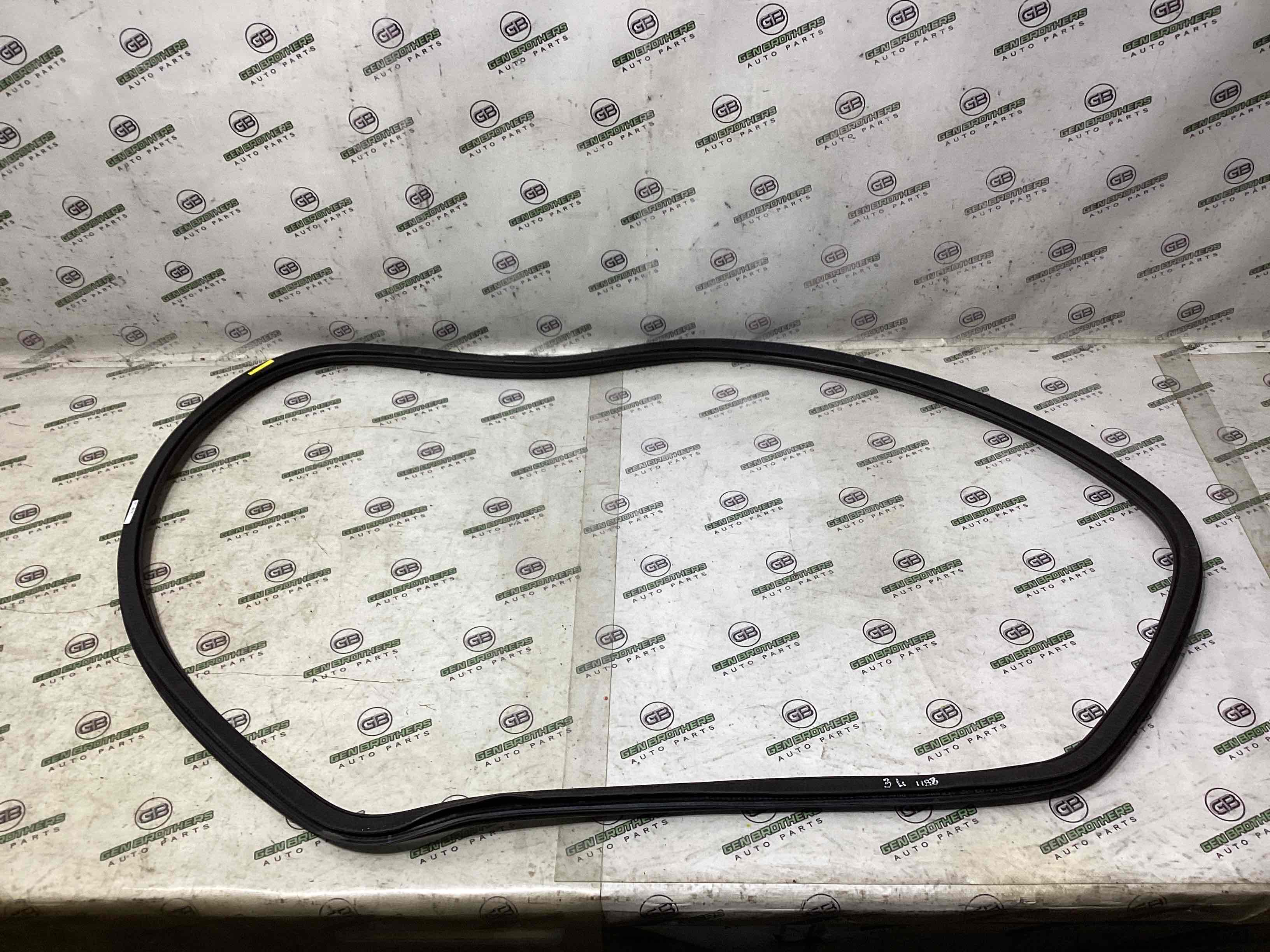 Уплотнитель стекла, двери