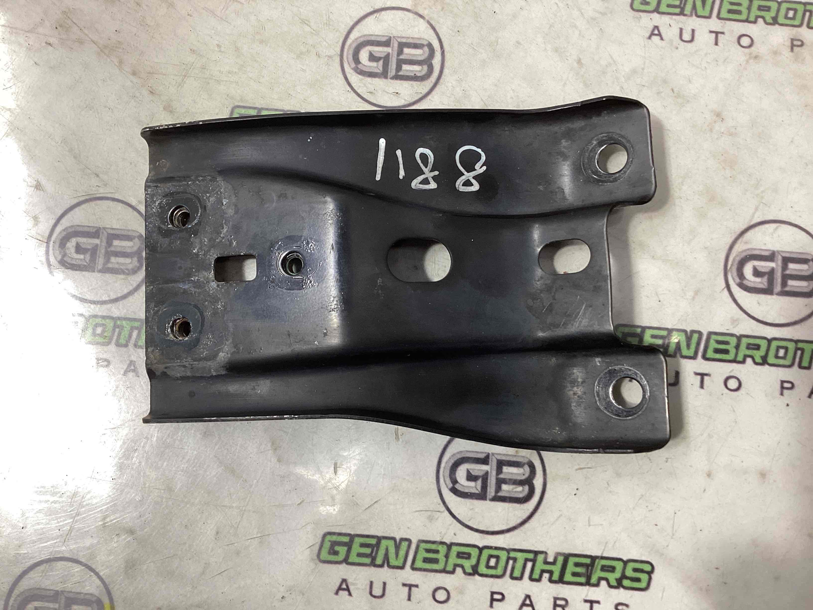 Крепление, кронштейн