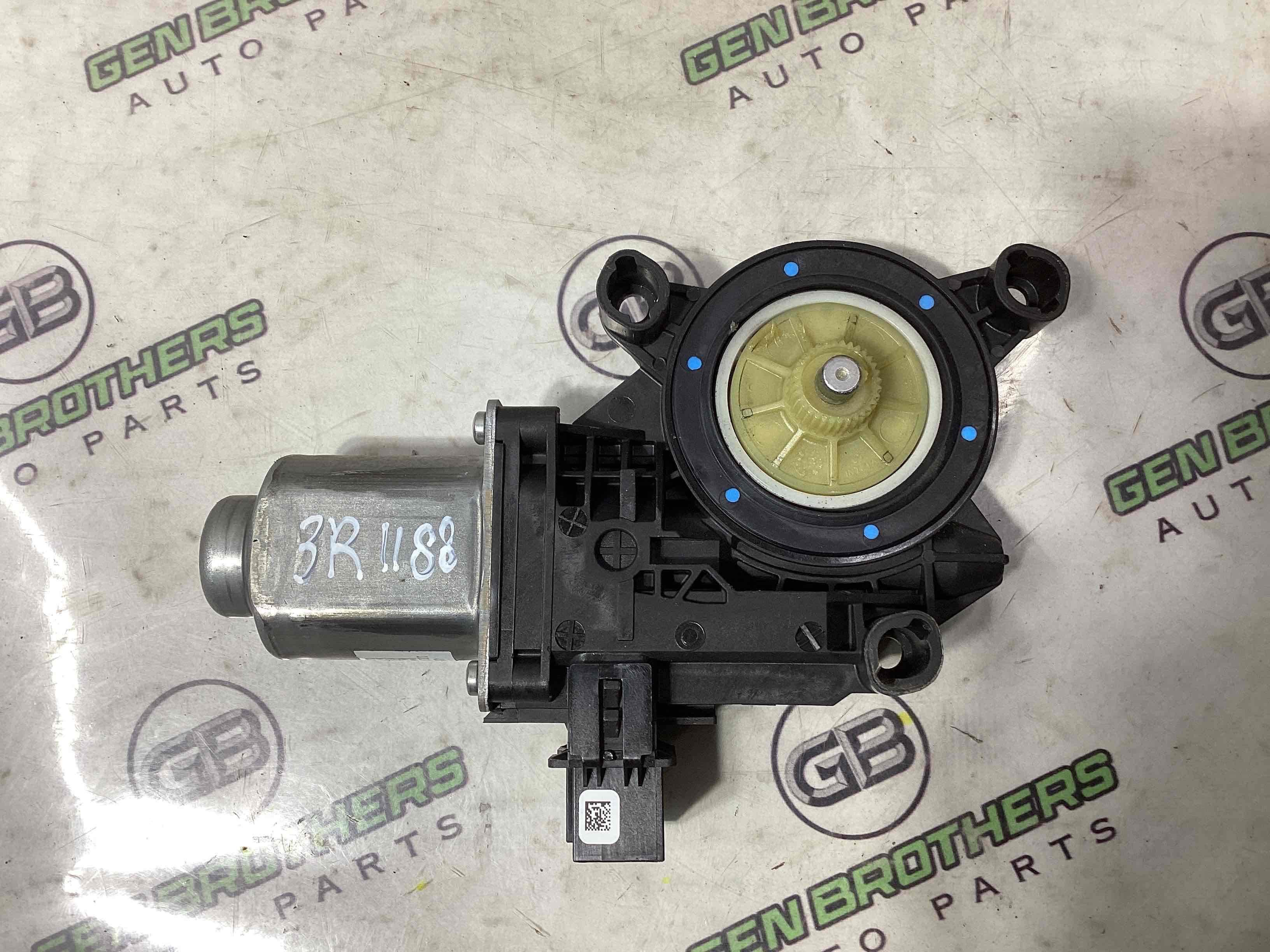 Моторчик стеклоподъемника