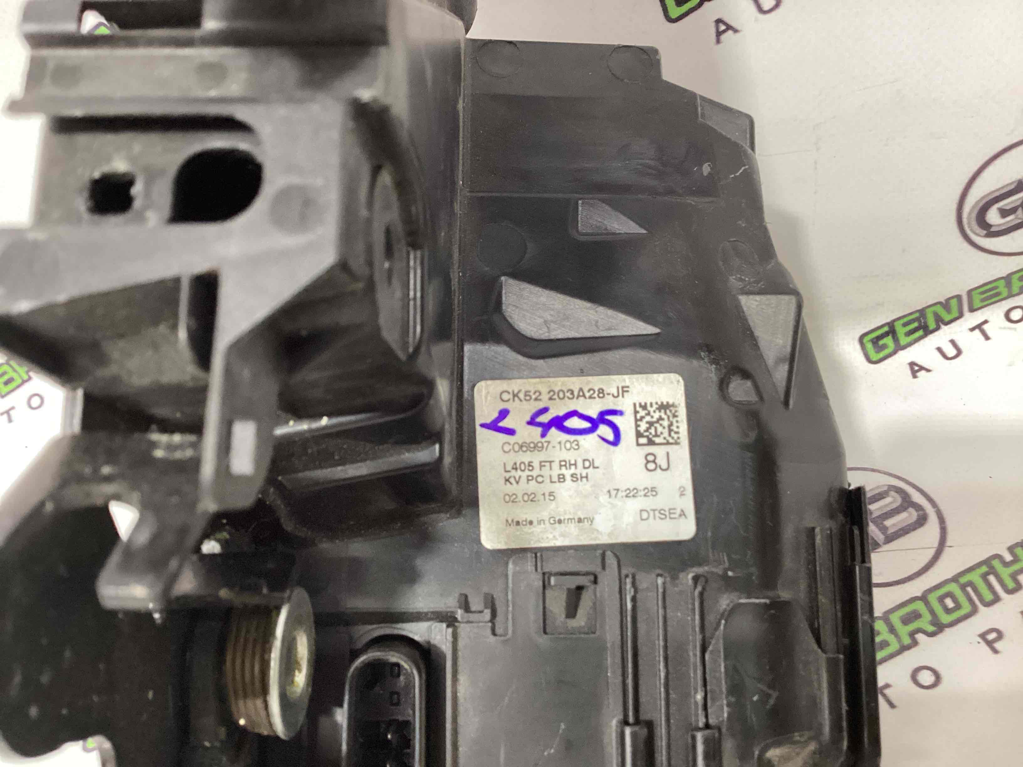 Замок дверей передньої правої