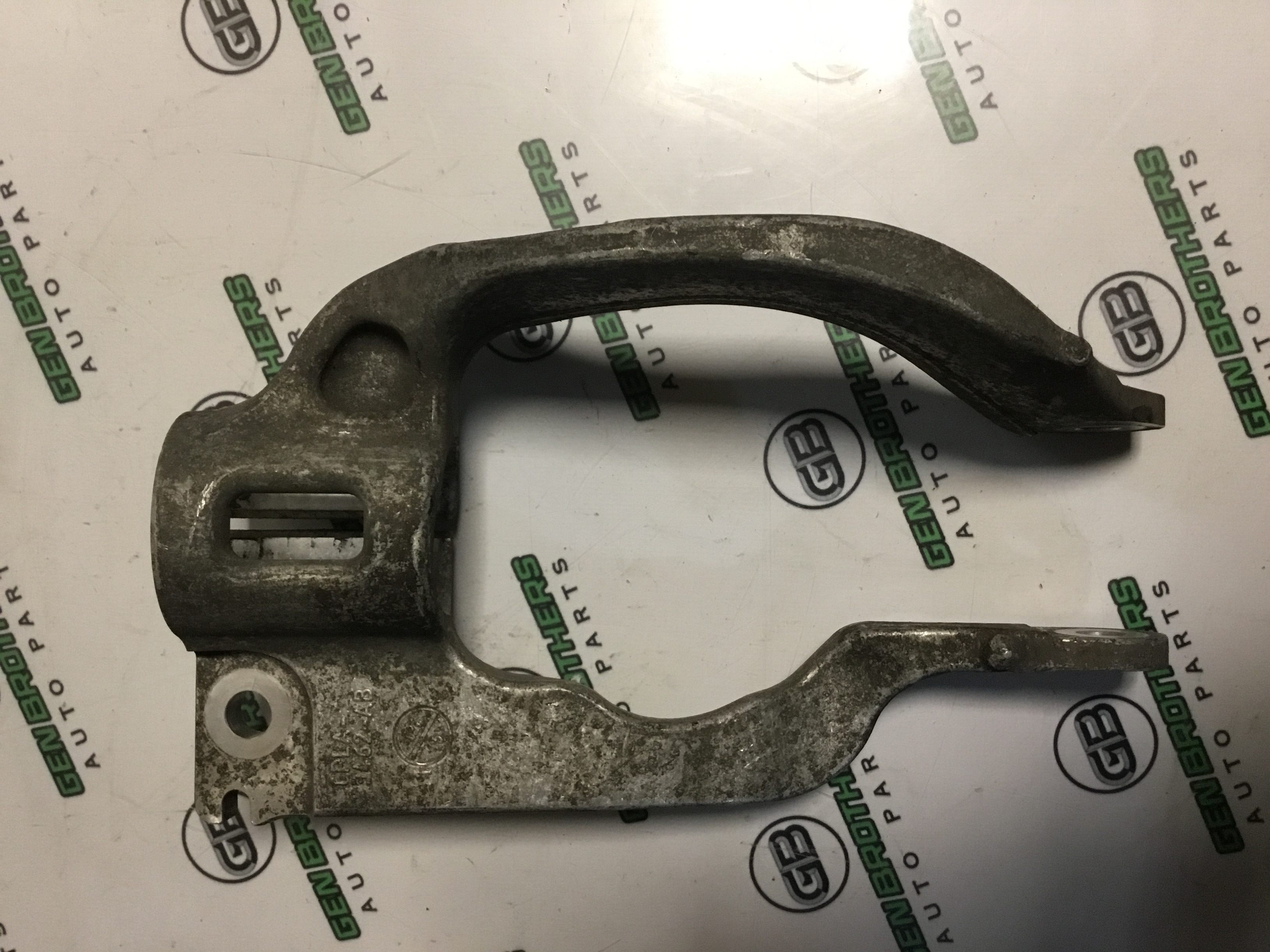 Вилка амортизатора