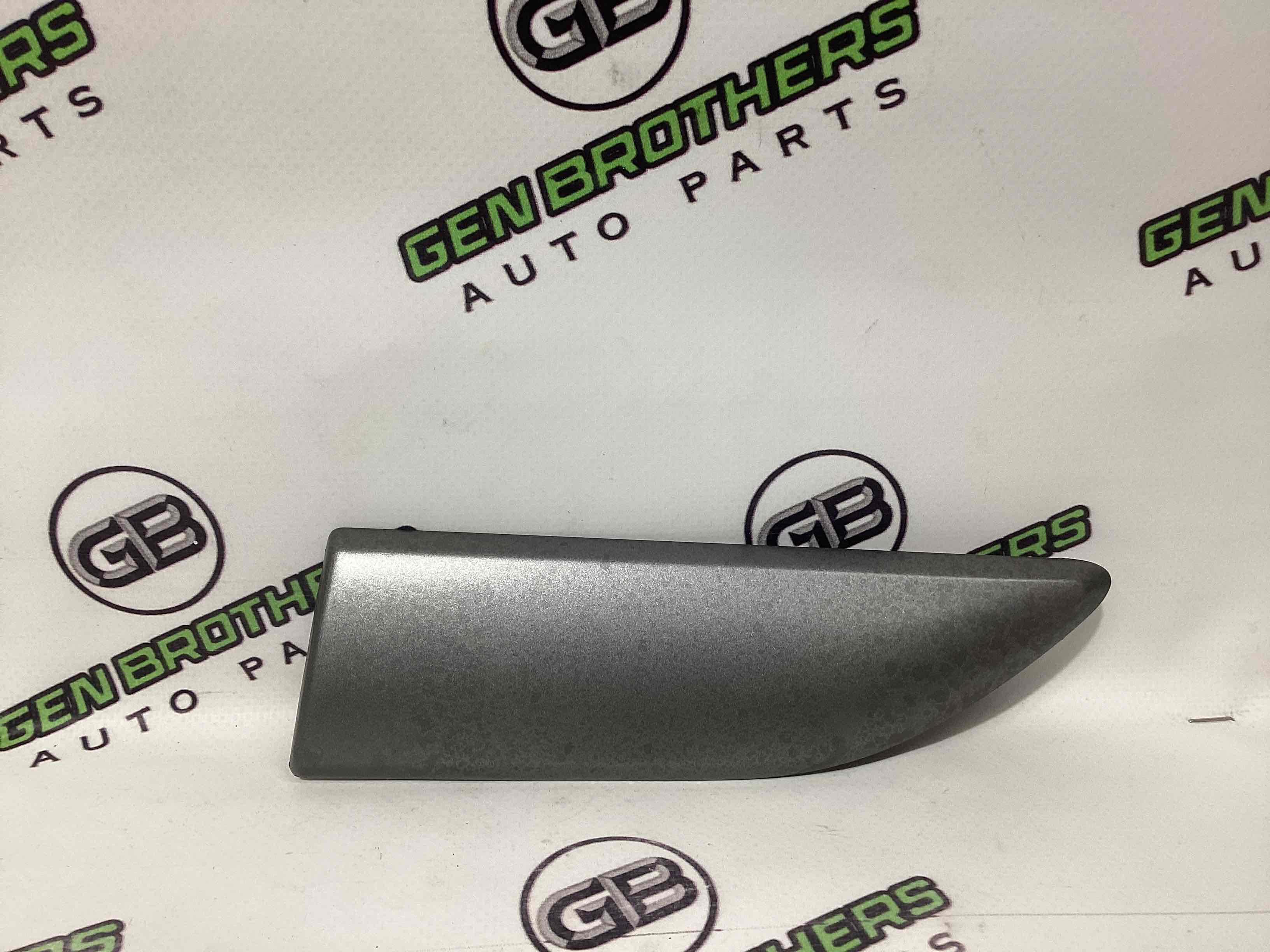 Молдинг двері передньої лівої