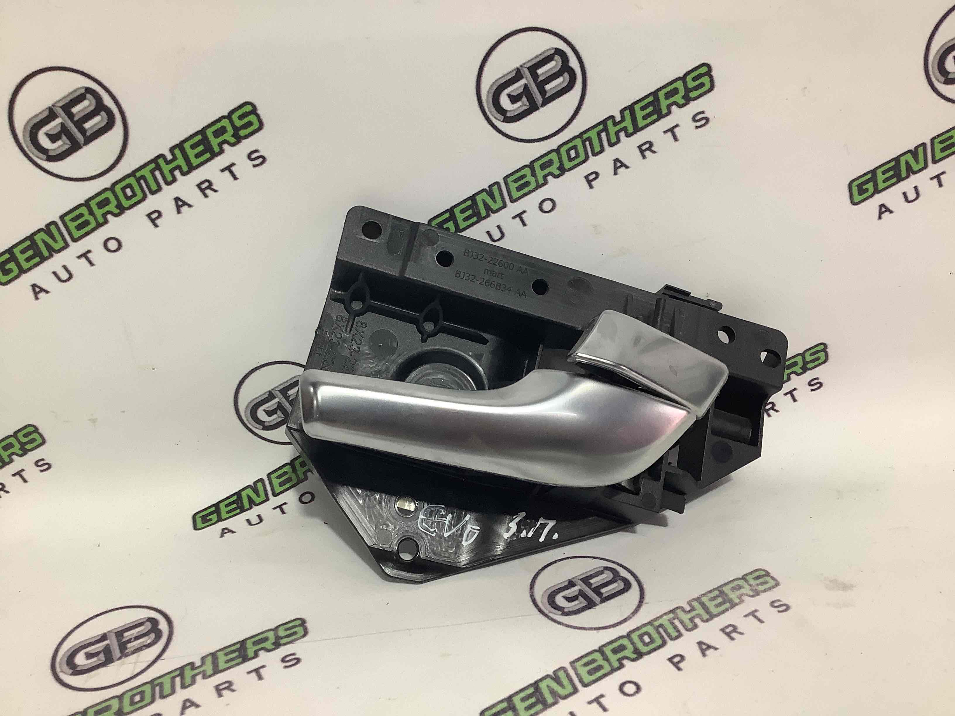 Ручка дверей салону внутрішня, поручень